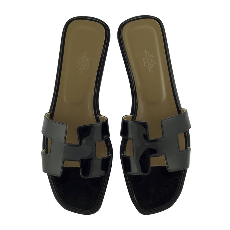 Hermes Woman Sandales Oran Patent Leather Black Color 8 Size For Sale at 1stDibs hermes patent leather sandals hermes 8u color hermes sandale