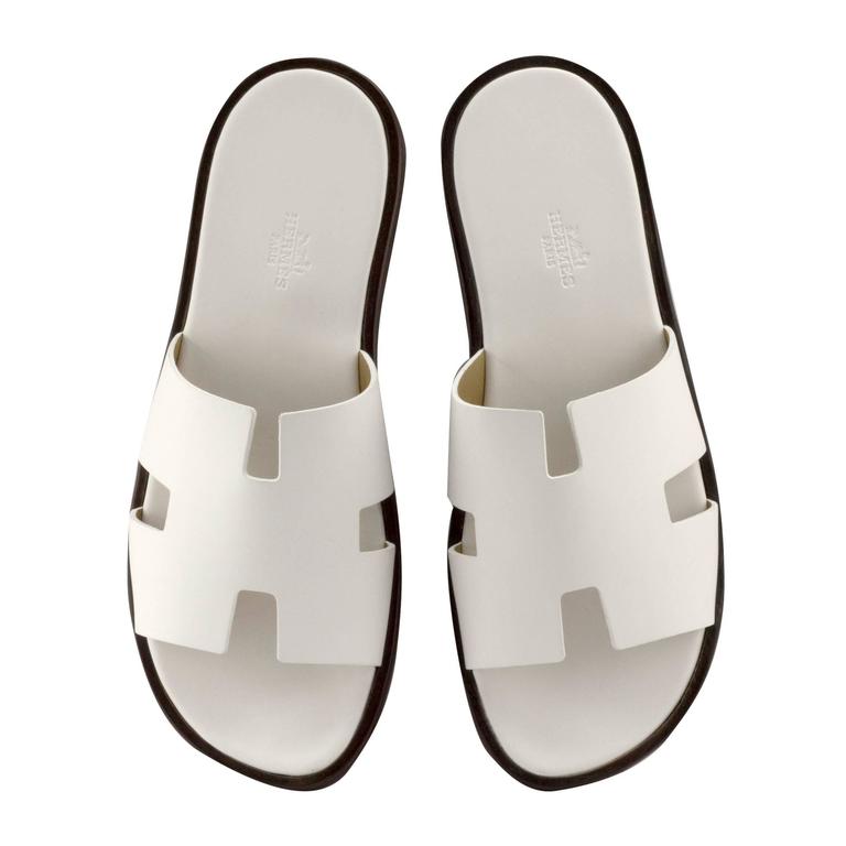 Hermes sandale "Izmir" Calfskin Leather White Color Size 9 For Sale at  1stDibs | hermes natikače, sandale hermes, hermes blanc color