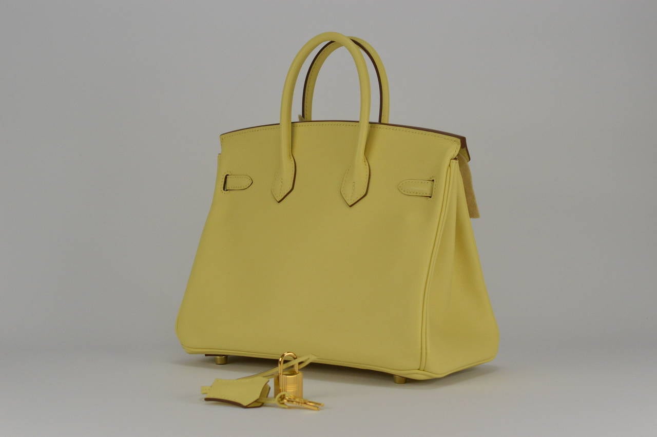 Women's HERMES Handbag BIRKIN 25 SWIFT  JAUNE POUSSIN GOLD HARDWARE