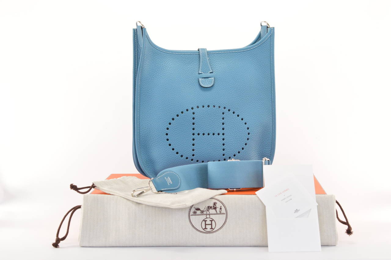 HERMES Handbag EVELYNE POCHE III Taurillon Clemence Leather Bleu Jean 4