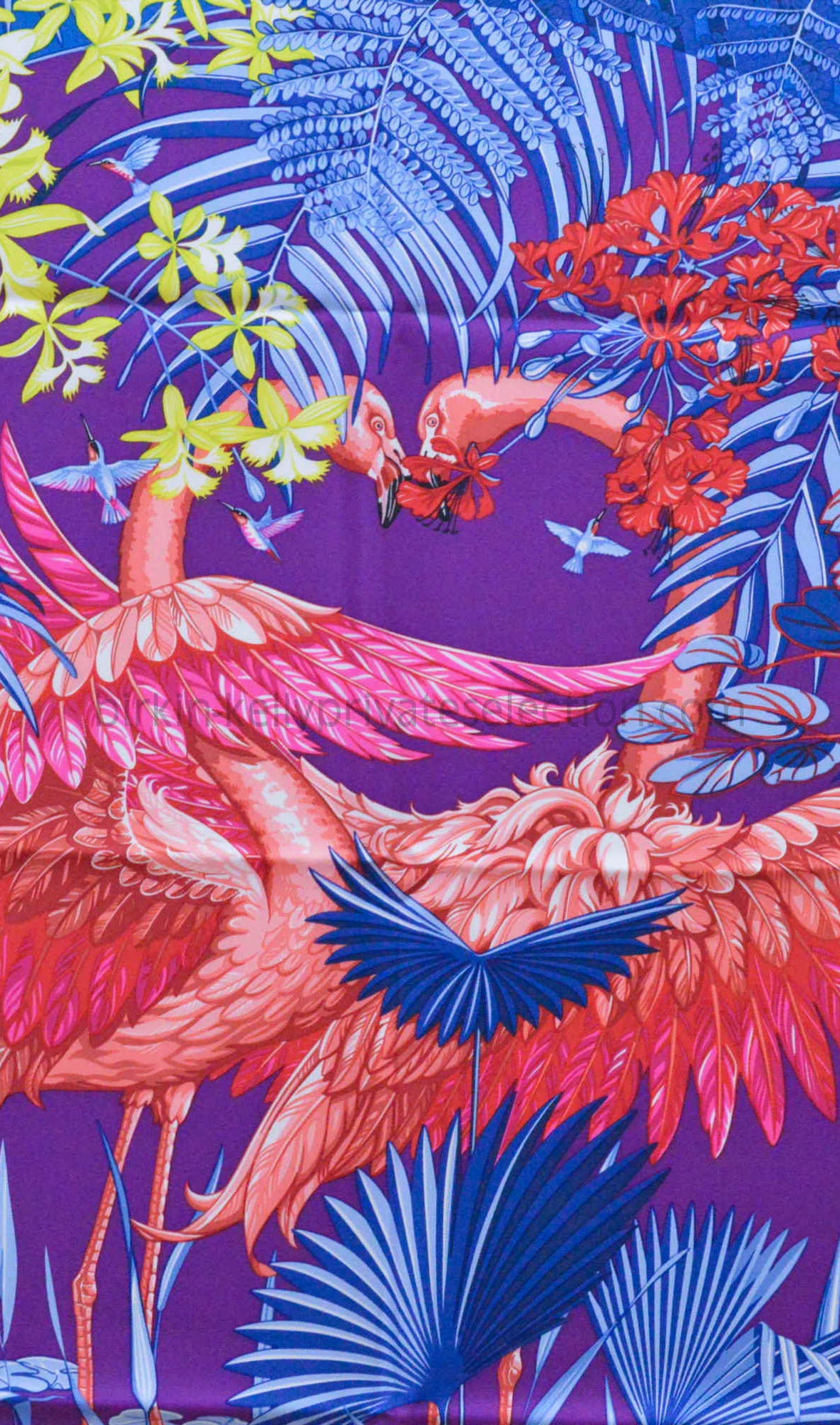 Hermes Carre Twill 100% Soie FLAMINGO PARTY ROUGE-VIOLET

Bought it in hermès store in 2015.

Size; 90X90 Cm.

Model; FLAMINGO PARTY

Details:
*Protective felt removed for purposes of photography only.
-Original Invoice.
-Shipment and