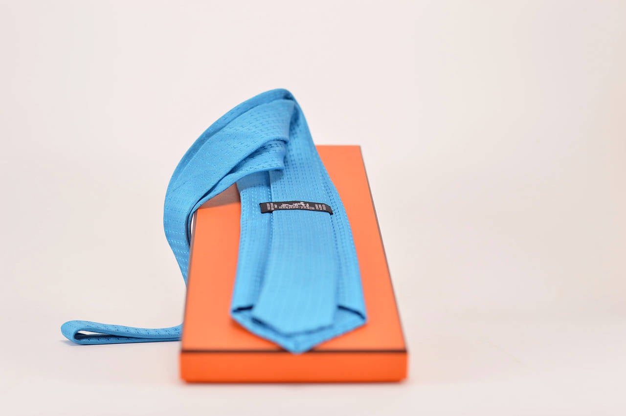 Hermes Tie silk 100% Façonnee H Turquoise 1