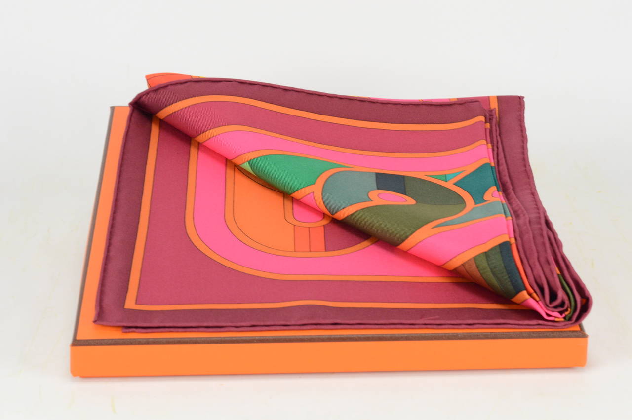 Hermes Carre Twill 100% Silk MELODIE CHROMATIQUE ROSE VIF-PRUNE-VERT VIF 2