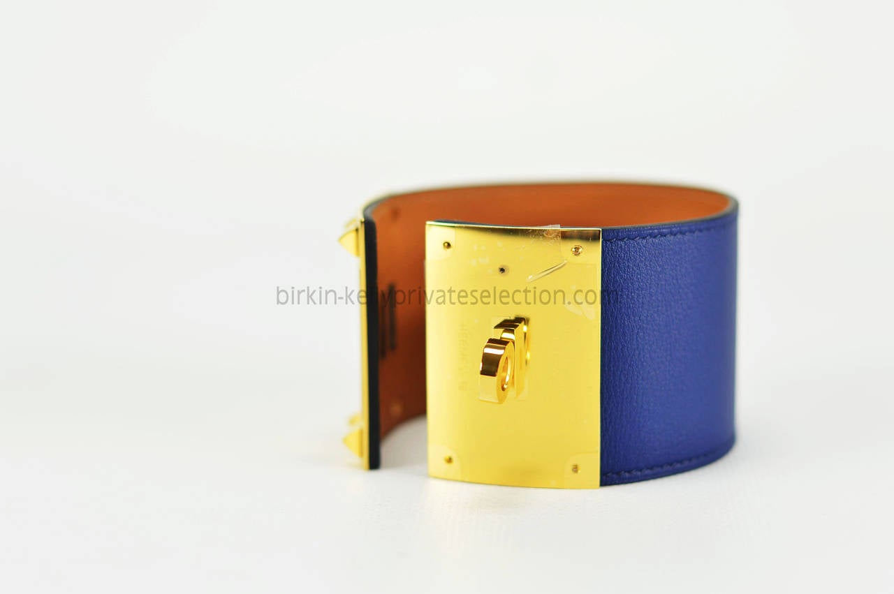 Hermes BRACELET EXTREME SWIFT BLUE  GOLD HARDWARE S 2015.

Pre-owned and never used.

Bought it in herm store in 2015.

Size: S.

Color: Blue.

Model: Extreme swift.

Details:
*Protective felt removed for purposes of photography