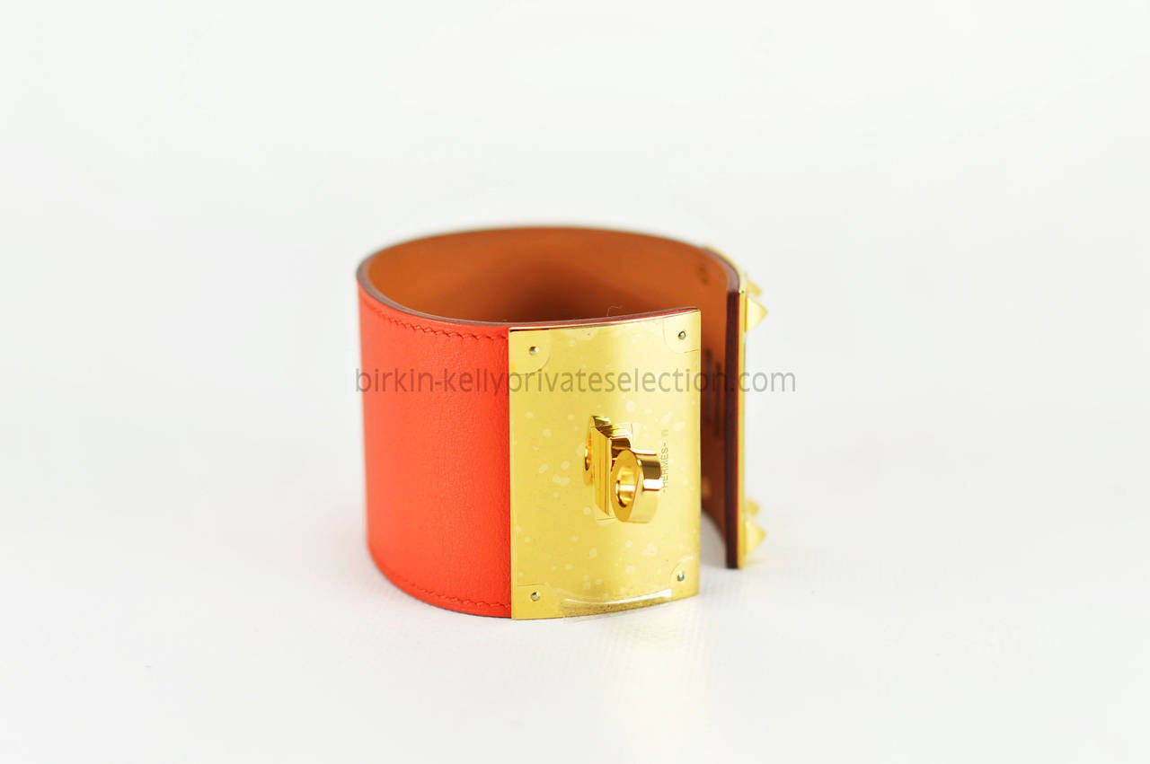 Hermes BRACELET EXTREME SWIFT CAPUCINE S Gold Hardware 2015. In New Condition In Miami, FL