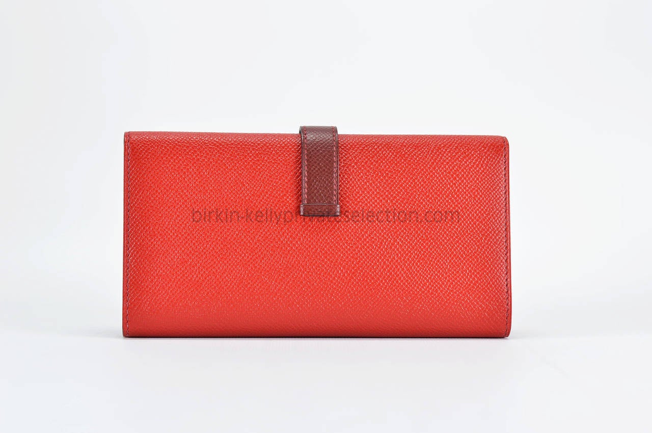 Hermes Wallet BEARN BICOLOR EPSOM RED CASAQUE RED H Palladium Hardware 2015. In New Condition In Miami, FL