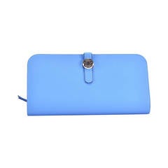 Hermes Wallet DOGON RECTOVERSO Bright SWIFT BLUE Palladium Hardware 2015. Hermes Wallet DOGON RECTOVERSO Bright SWIFT BLUE Palladium Hardware 2015.