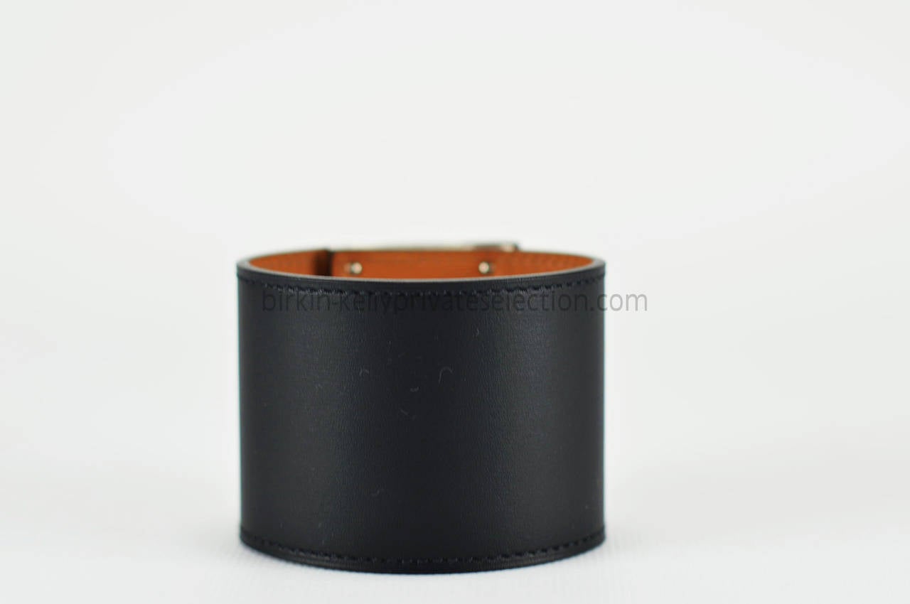 HERMES Bracelet EXTREME CHAMONIX Black S PALLADIUM Hardware 2015.

Pre-owned and never used.

Bought it in Hermes store in 2015.

Size; S.

Color; Noir.

Model; Extreme.

-Original Invoice.

-Shipment and Insurance, 100% Safe.

-Sold