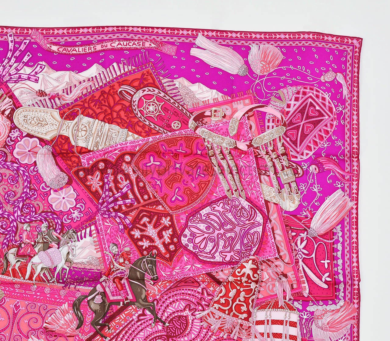 HERMES Carre Twill CAVALIERS DU CAUCASE Silk FUCHSIA, PINK, BEIGE 2015. In New Condition In Miami, FL