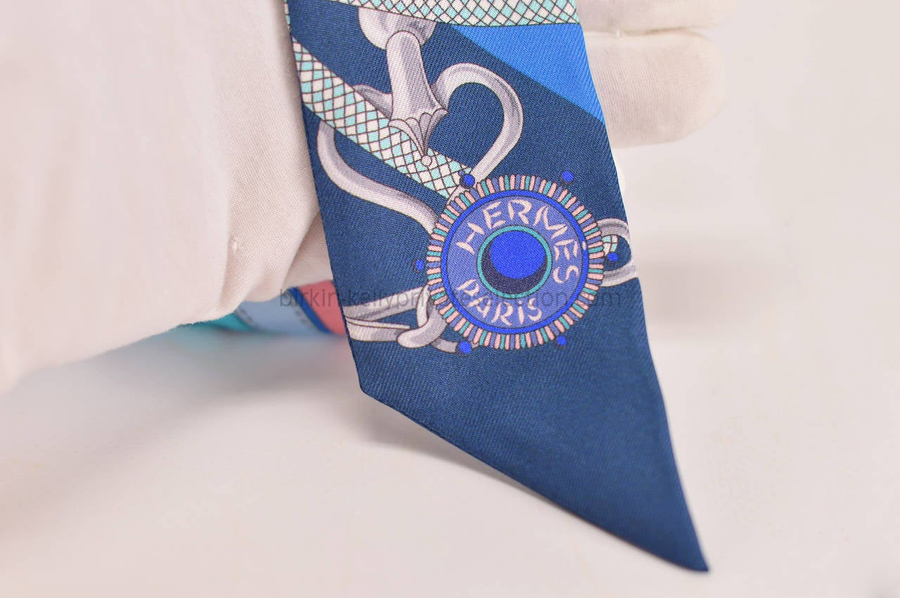 HERMES Twilly 100% Silk FESTIVAL DES AMAZONES GREY/TURQUOISE/ PINK ...  