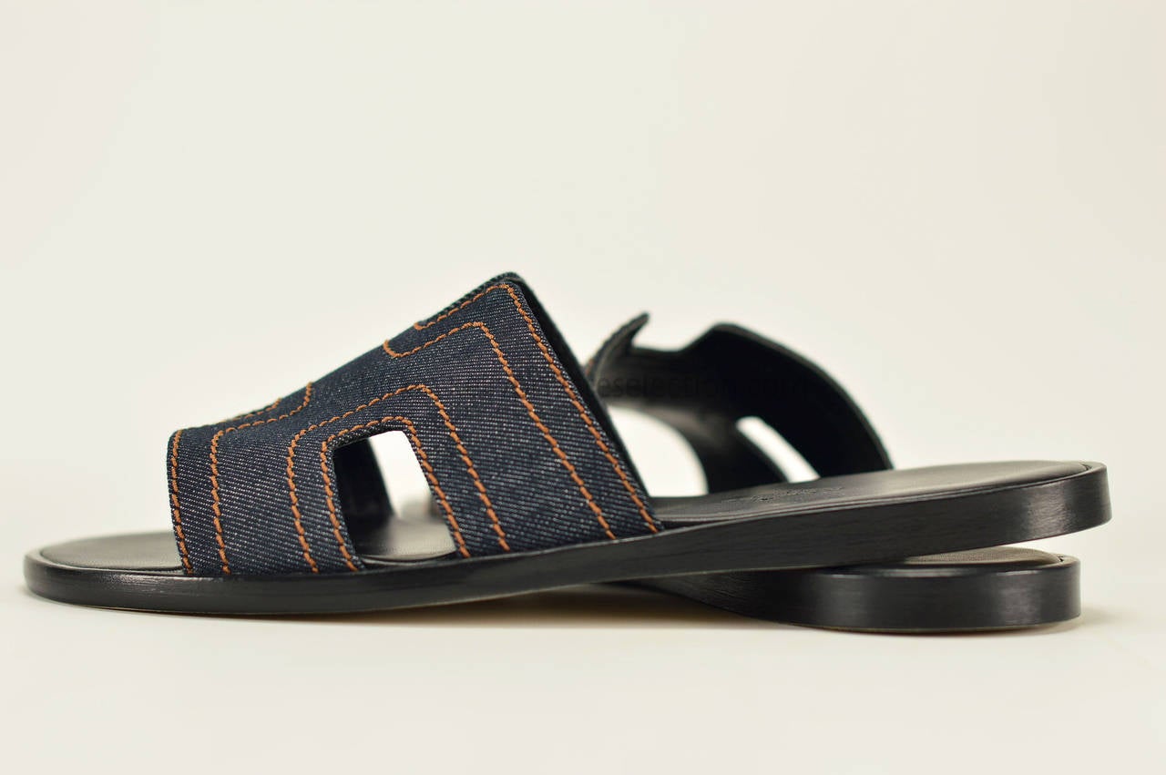 HERMES SANDALS Izmir 41 Jeans BLACK 2015. In New Condition In Miami, FL