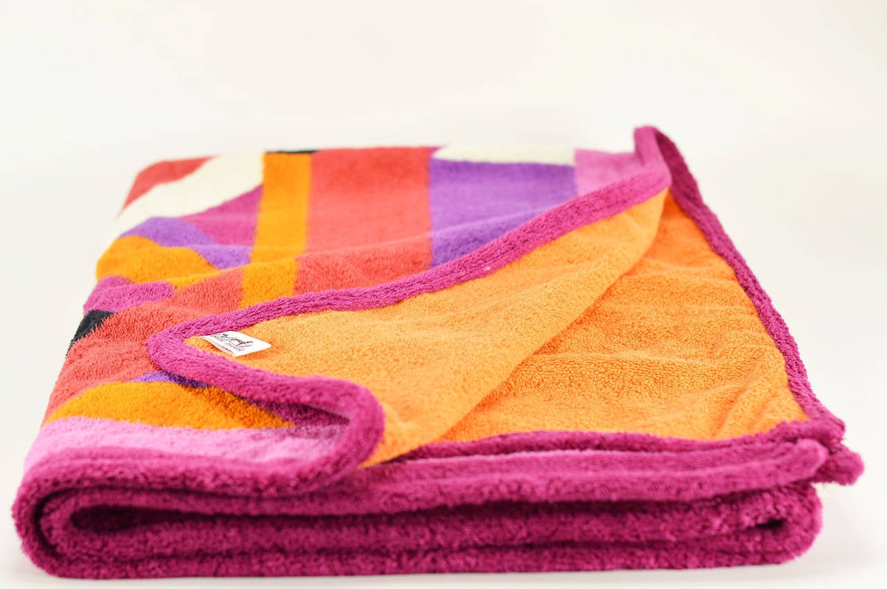 HERMES Sun Towel PERSPECTIVES CAVALIERES Cotton FUCHSIA 2015. 1