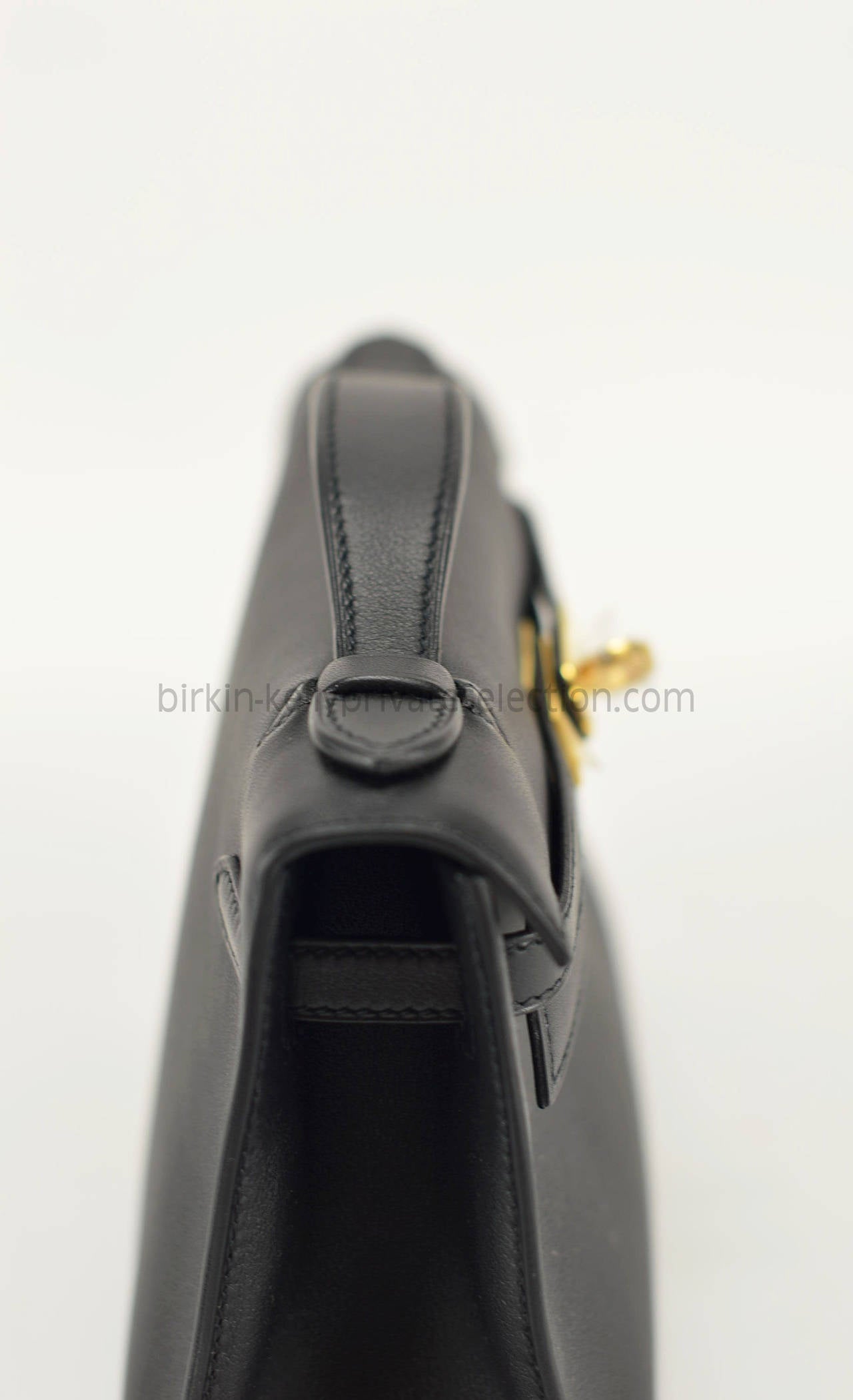 HERMES Handbag KELLY MINI VEAU SWIFT Black Gold Hardware 2015. 5