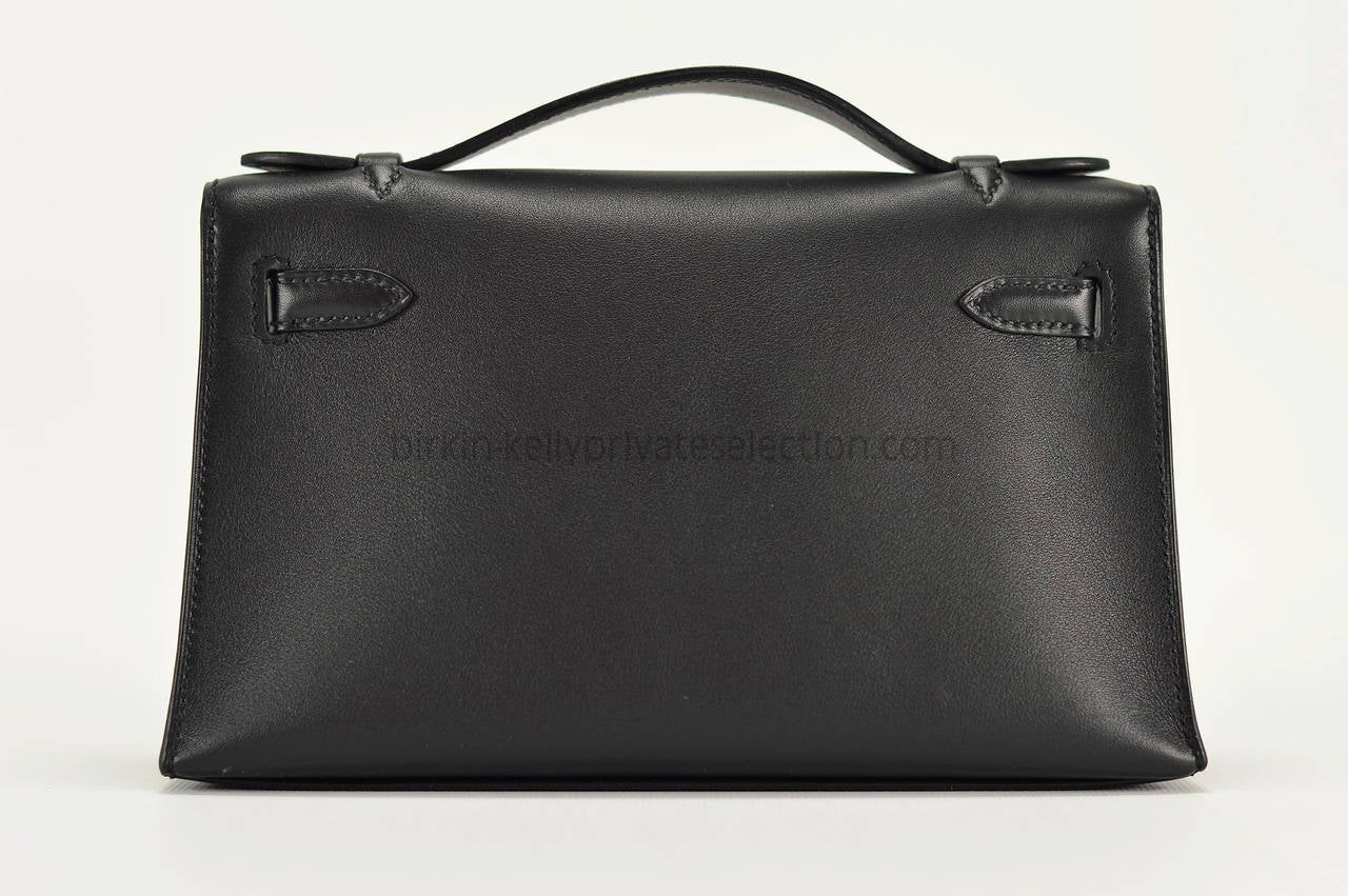 HERMES Handbag KELLY MINI VEAU SWIFT Black Gold Hardware 2015. 1