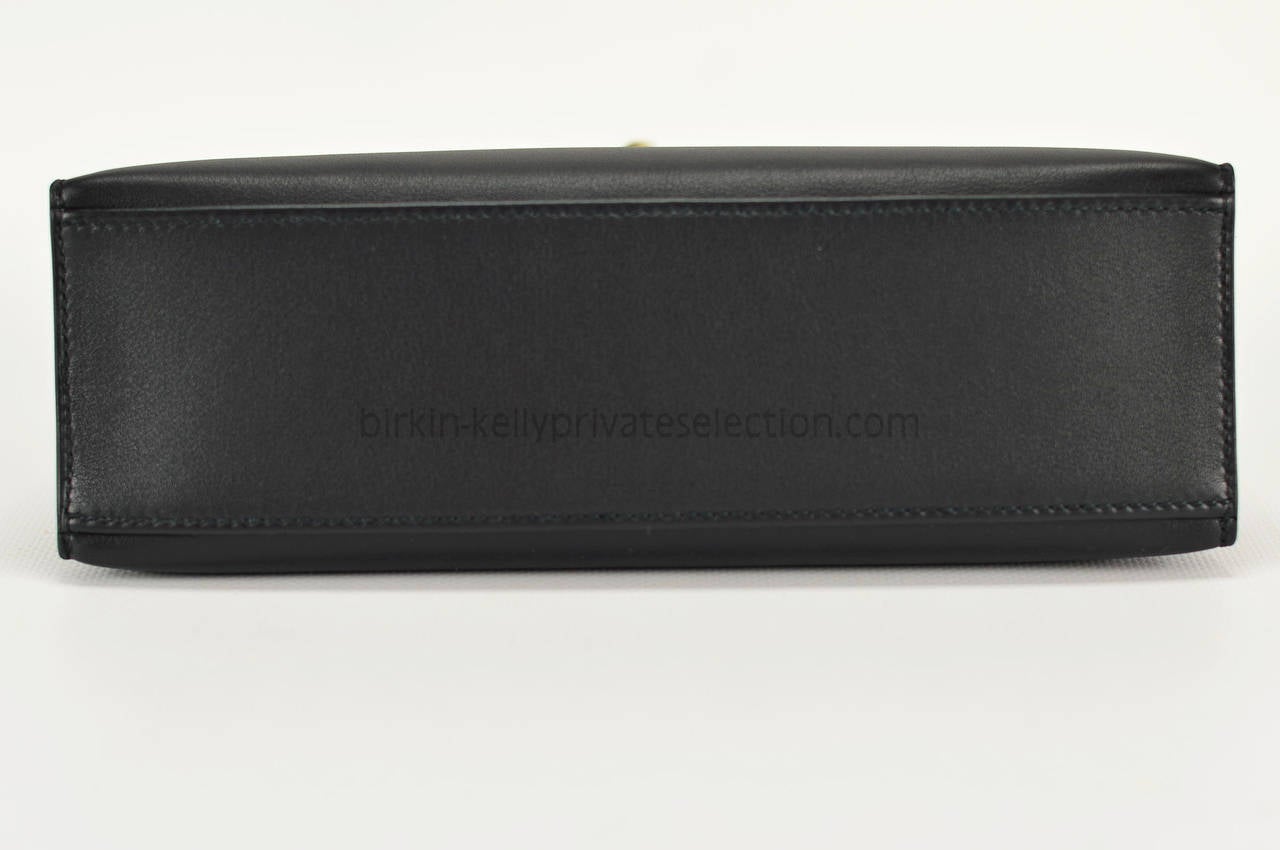 HERMES Handbag KELLY MINI VEAU SWIFT Black Gold Hardware 2015. 2