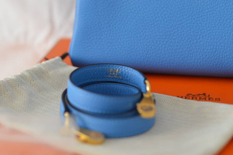 Hermes Handbag Kelly Retourne 28 Blue Paradise - New color. Gold Hardware 3
