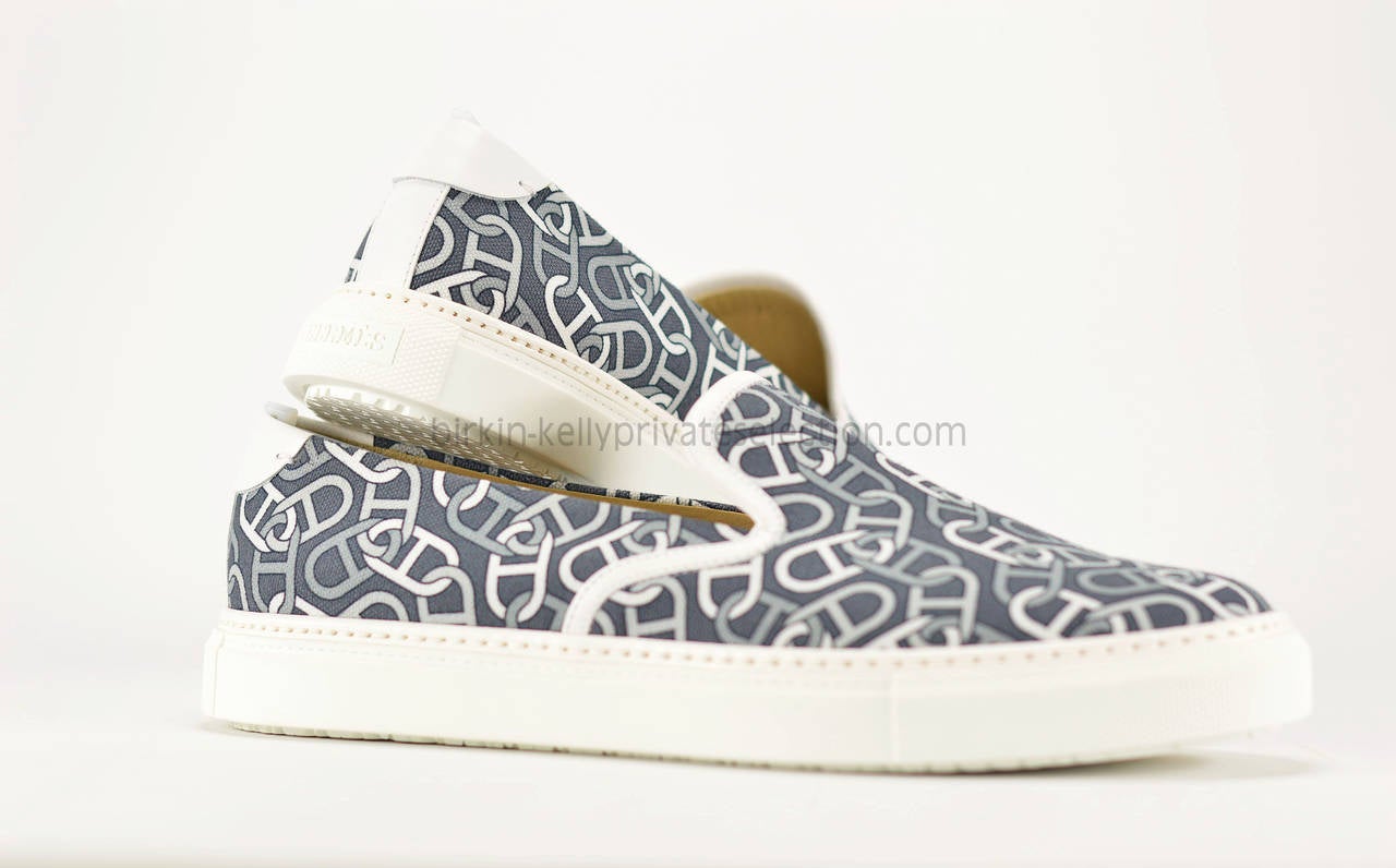 HERMES MOCCASIN KICK TOILE COTTON 41 IMPRIMEE ENTRENELEES/Leather 2015. In New Condition In Miami, FL