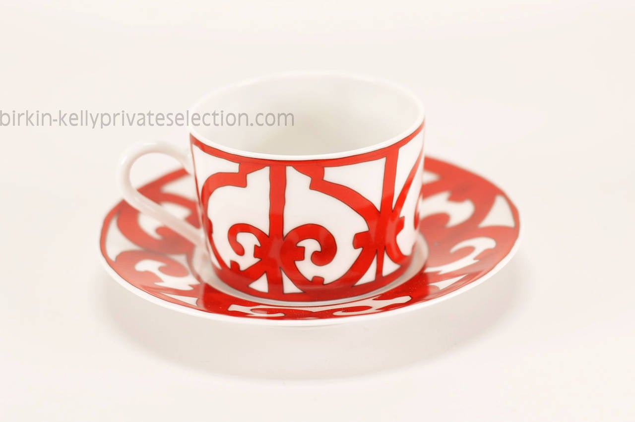 Hermes GUADALQUIVIR Tea Cup and Saucer set Red 2015. In New Condition In Miami, FL