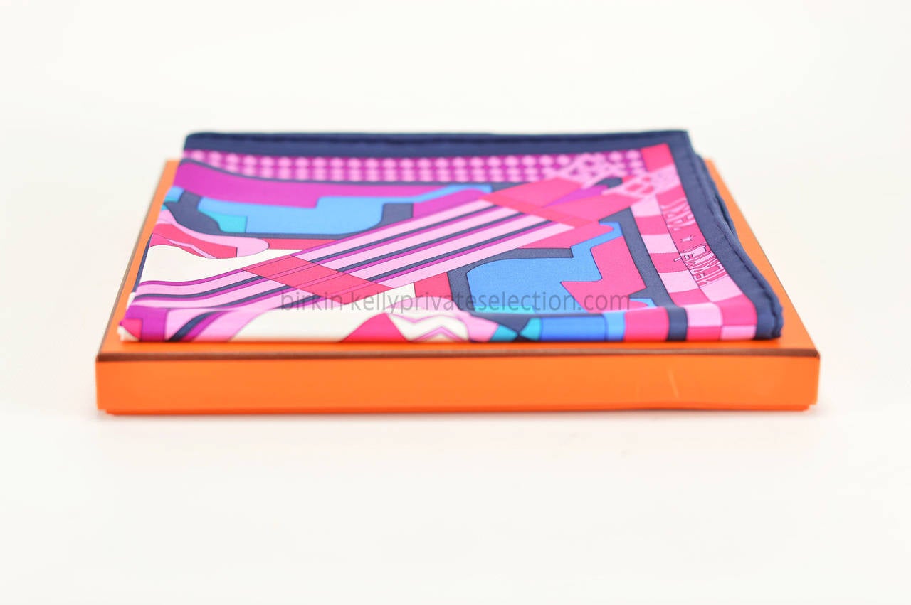 HERMES CARRE TWILL 100% Seide 90CM STEEPLE CHASE Blau Rosa Weiß 2015. 6