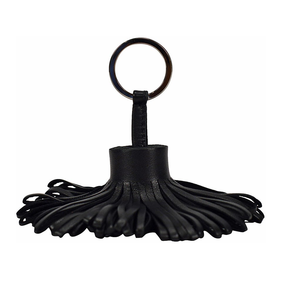 Porte-clés HERMÈS Noir En Cuir Et Acier - Occasion Très Bon État (Longueur 44 Cm)