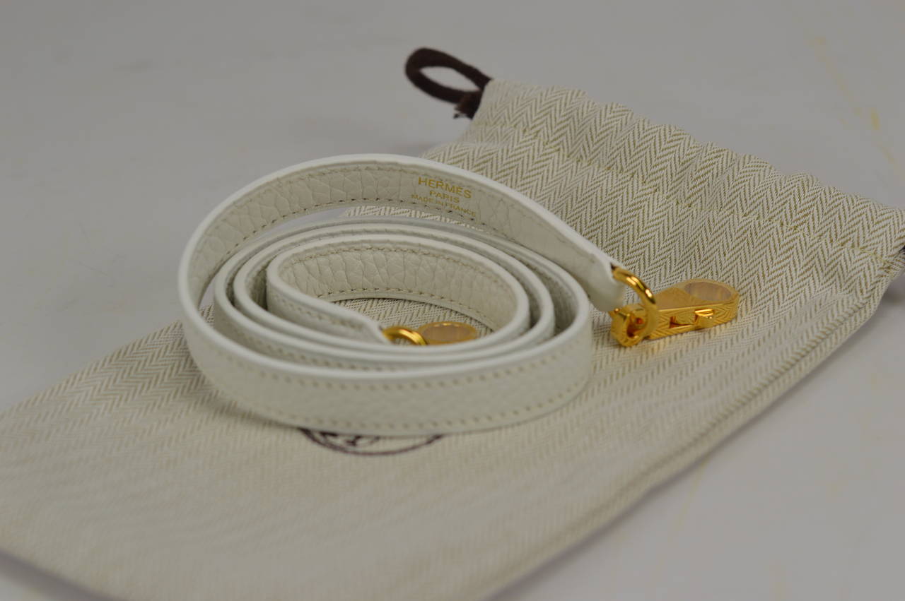 2014 Hermes Kelly Bag  32cm White color Gold Hardware. 5