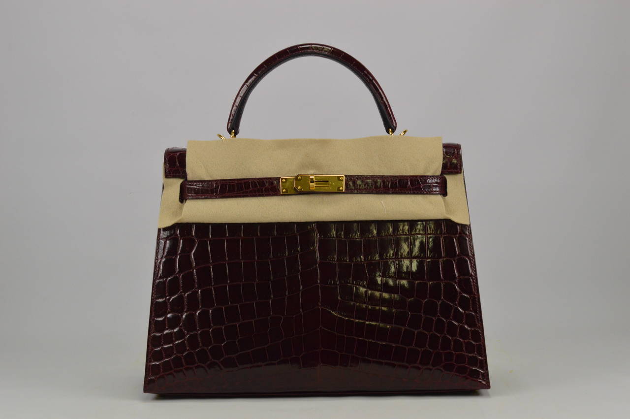 2014 Hermès Kelly bag 32cm Bordeaux Mat Crocodile with Gold Hardware 6