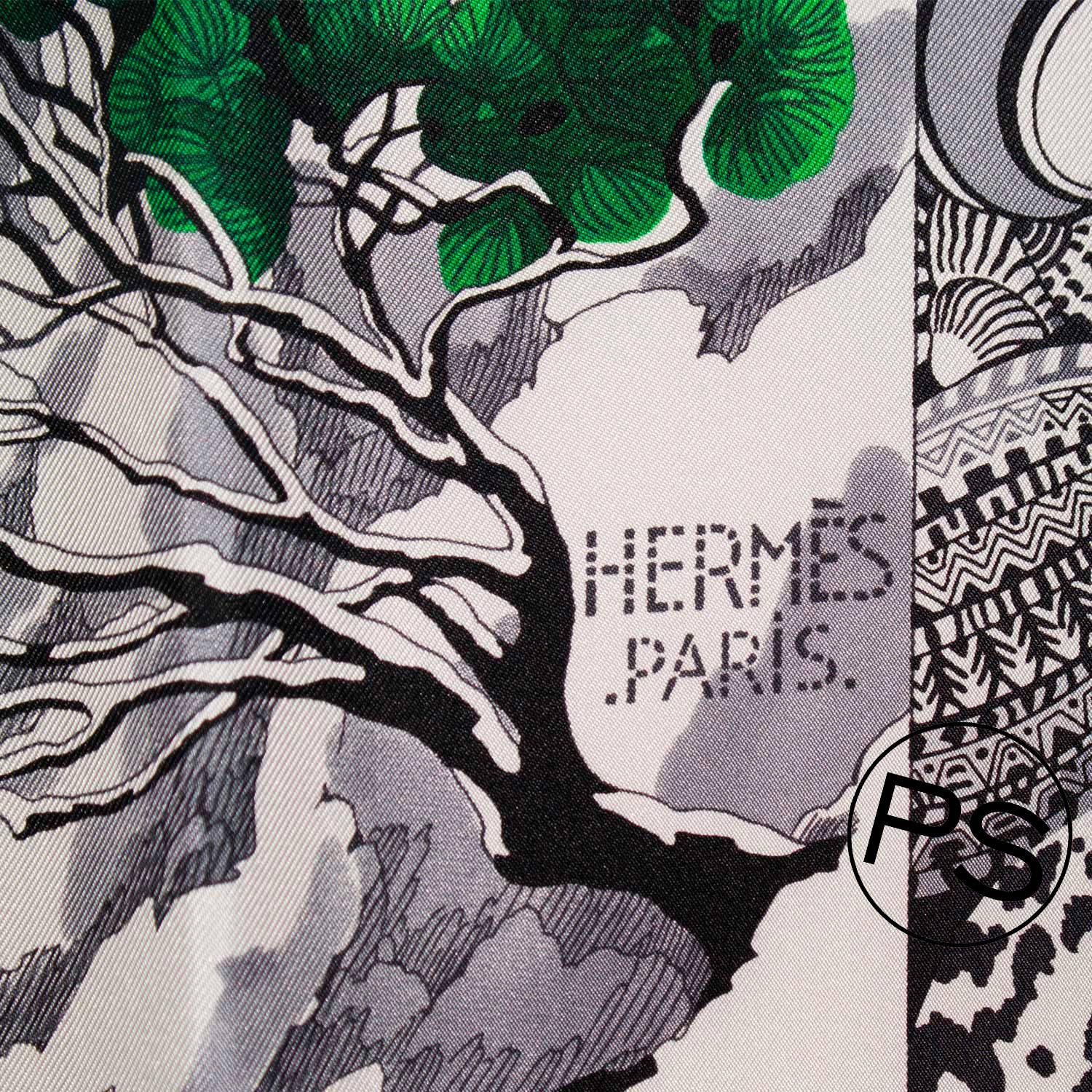 Hermes Carre Twill Sieste au Paradis White, Black, Green 2015. In New Condition In Miami, FL