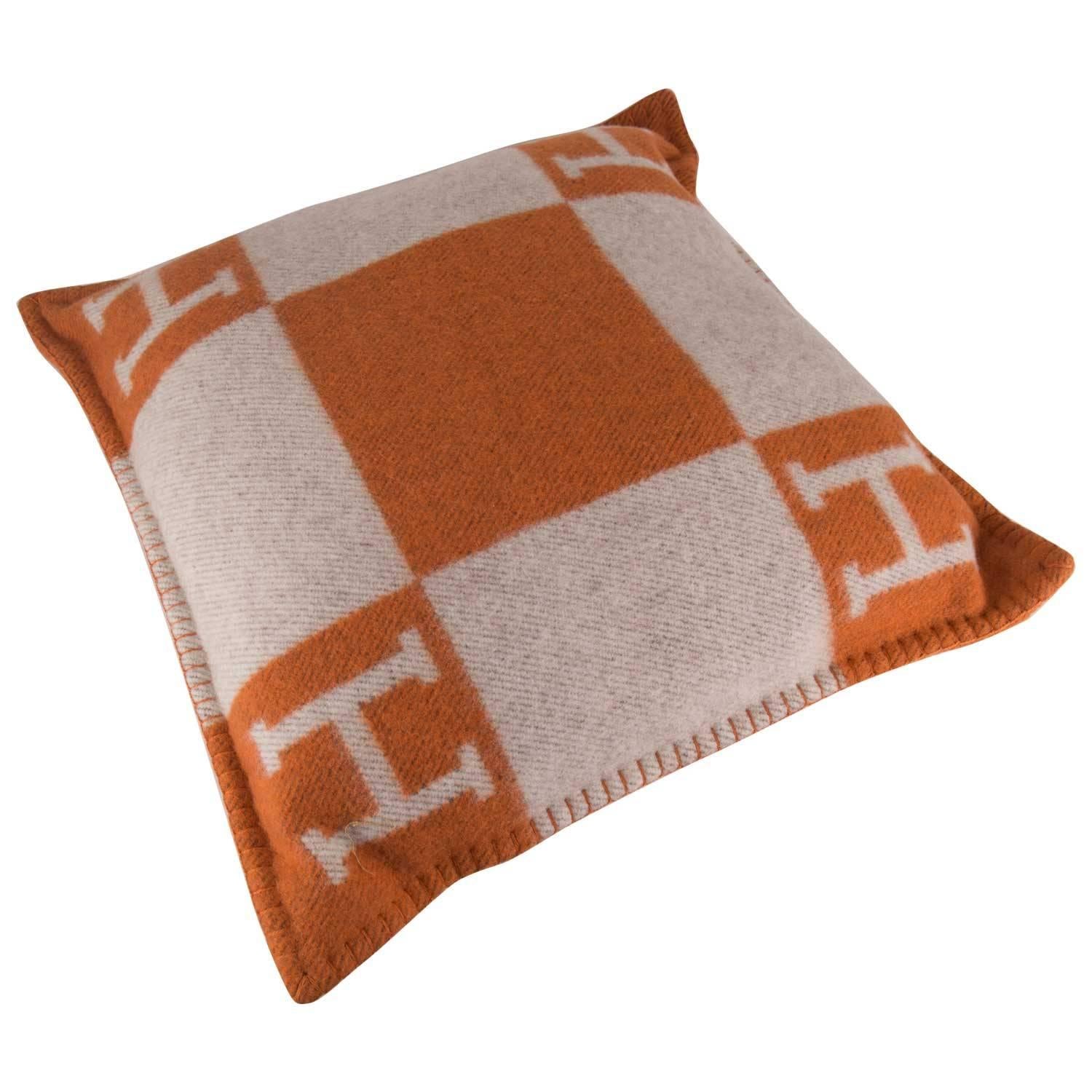 Hermes Cushion Avalon Beige Orange 2015.