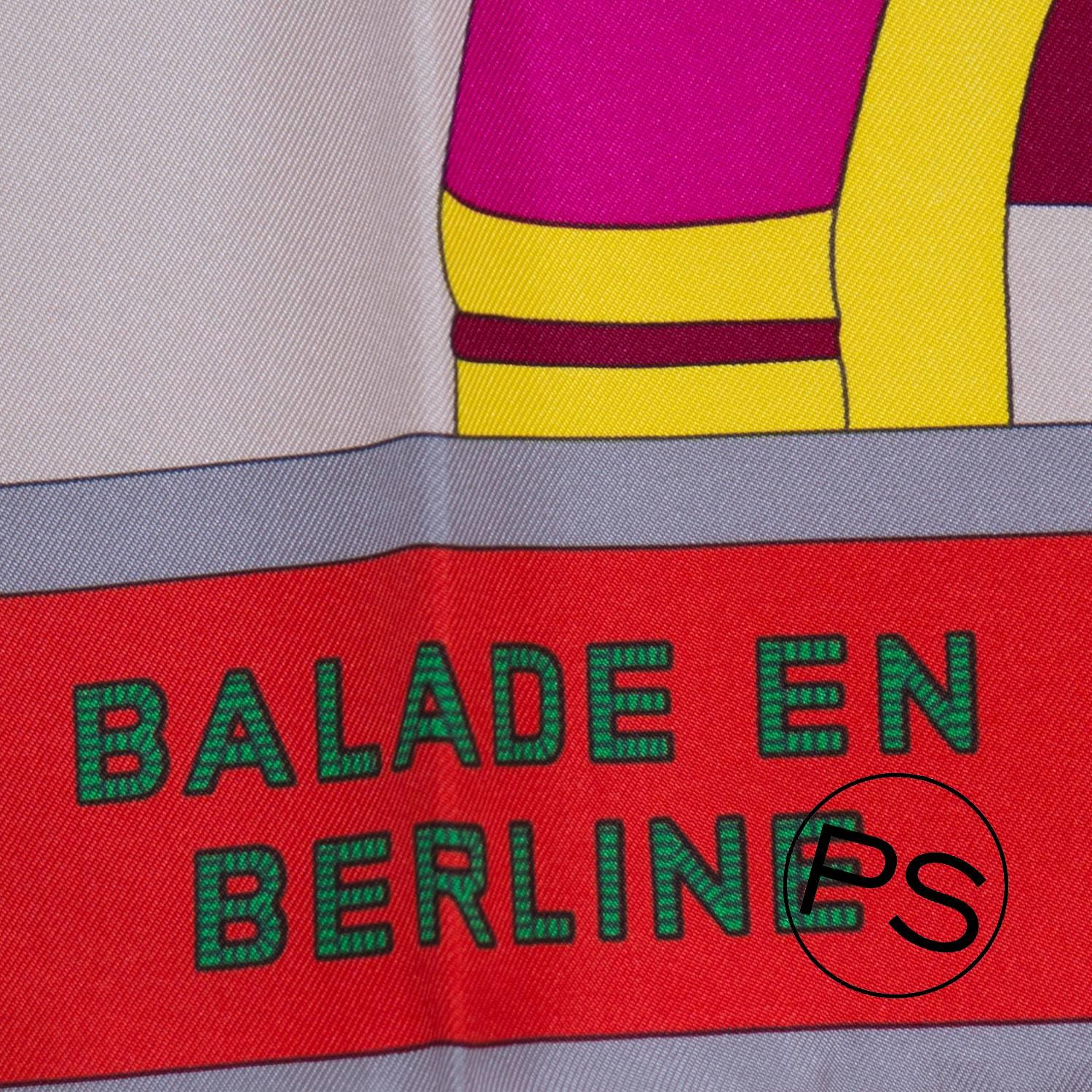 Hermes Carre 100% Silk Balade en Berlin Mastic. Greeen, Yellow 2015.

Bought it in hermès store in 2015.

Pre-owned and never used

100% Silk

Size; 90cm

Color;  MASTIC/VERT/JAUNE

Model: Balade en Berlin.

-Original