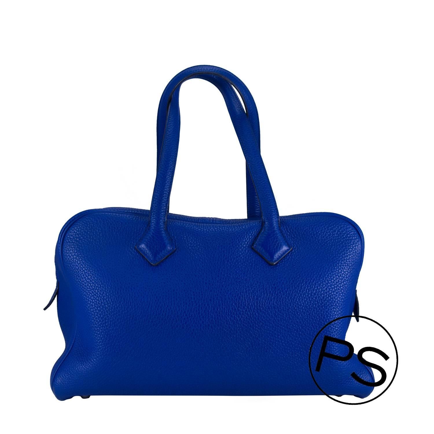 Hermes Handbag Victoria II Blue 2013 In Excellent Condition In Miami, FL