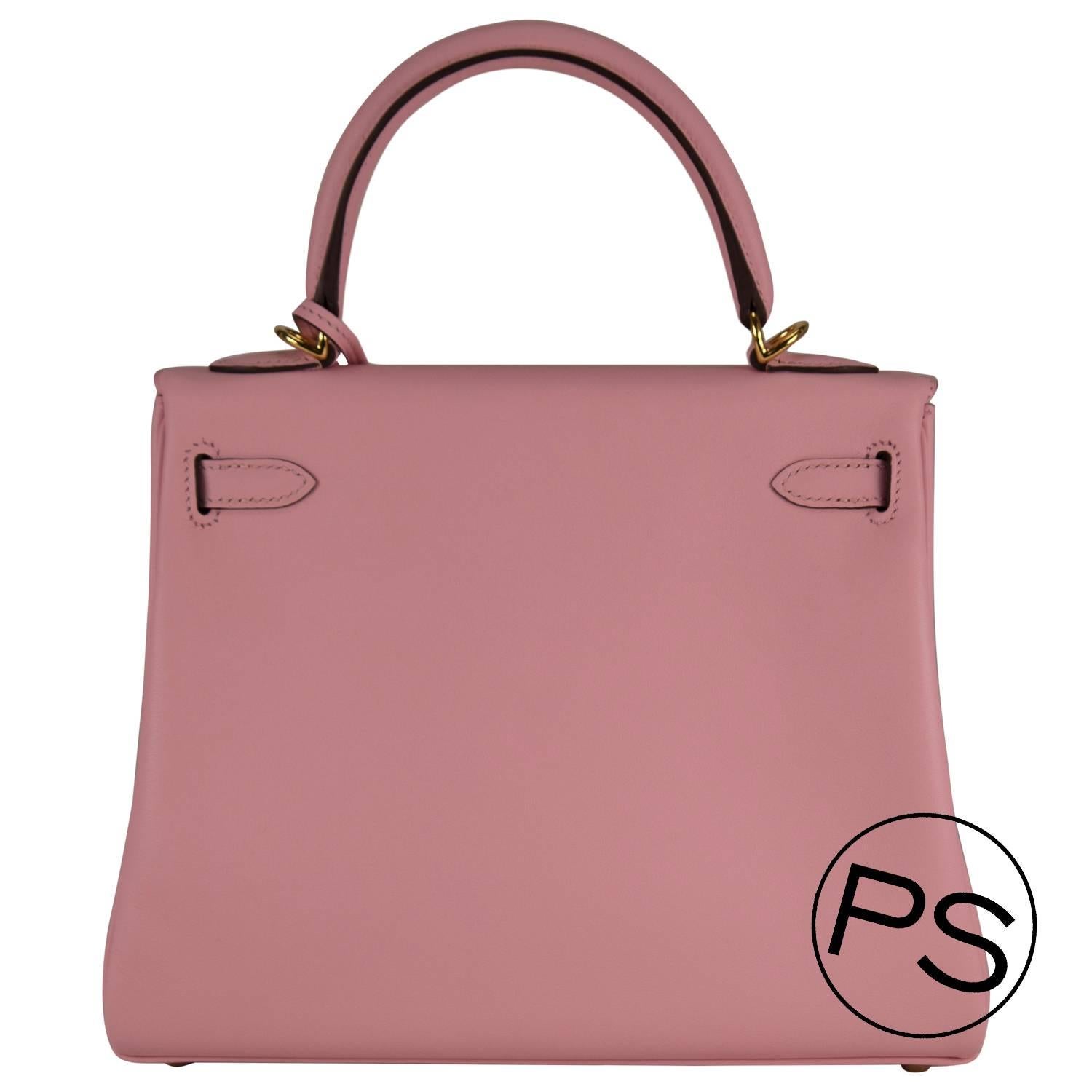 Hermes Handbag Kelly II Retourne  25 Swift Pink Sakura Gold Hardware 2015. In New Condition In Miami, FL
