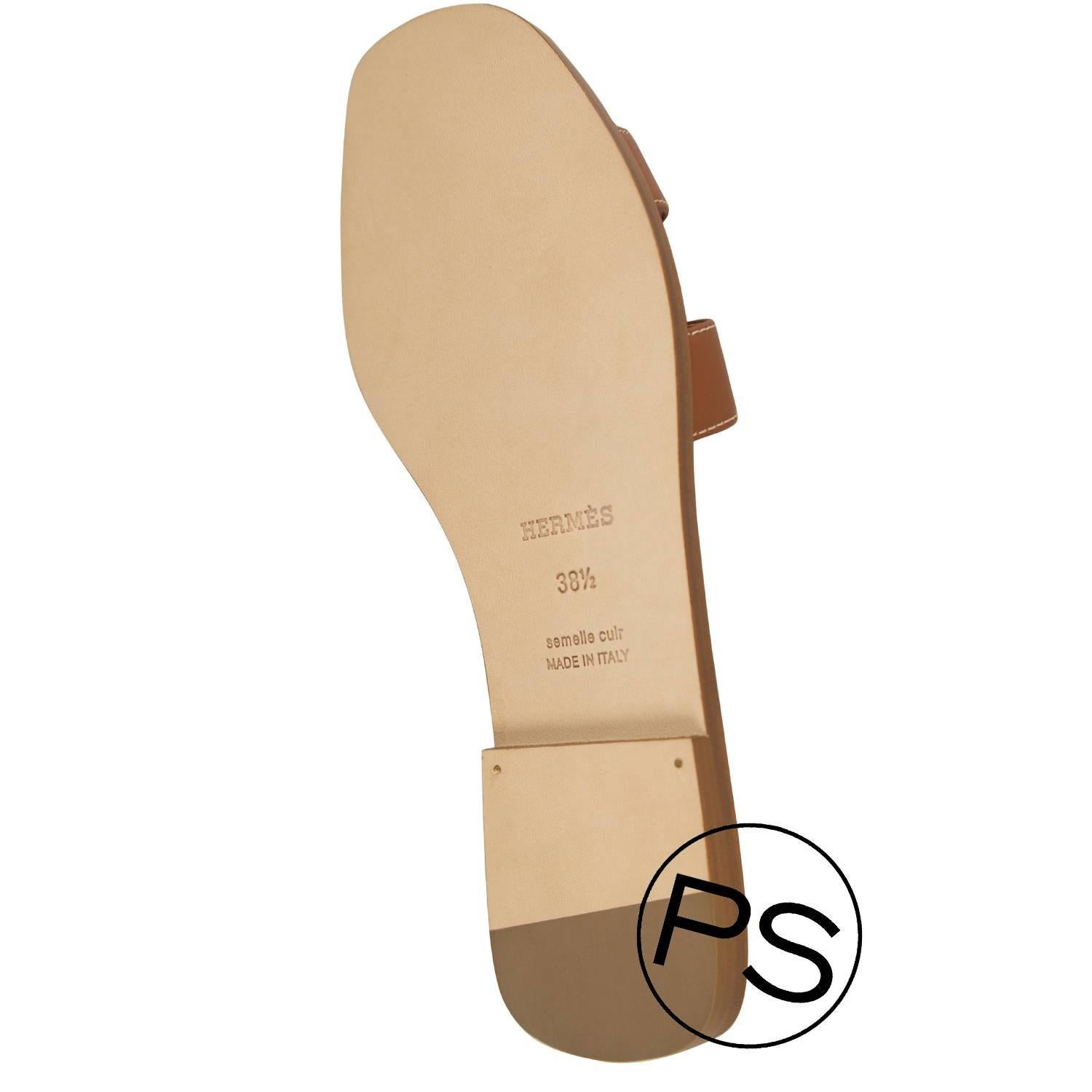 Hermes Sandals Oran Box 38, 5 Gold  2015. In New Condition In Miami, FL