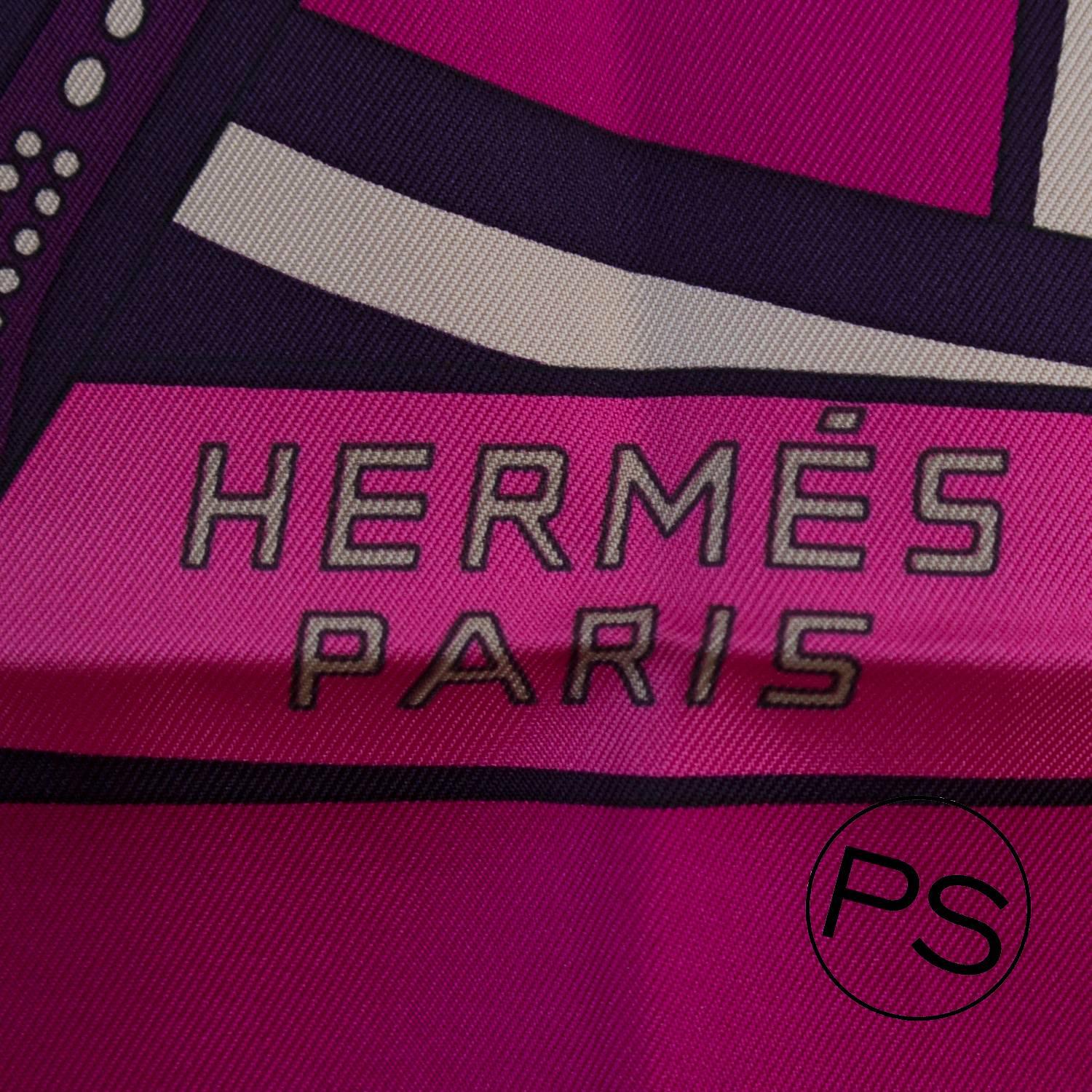 Hermes Carre 100% Silk Balade en Berline Fuchsia, Green, Violet 2015.

Bought it in hermès store in 2015.

Pre-owned and never used

100% Silk

Size; 90cm

Color;  FUCHSIA/VERT/VIOLET

Model:Balade en Berline

Details:
*Protective