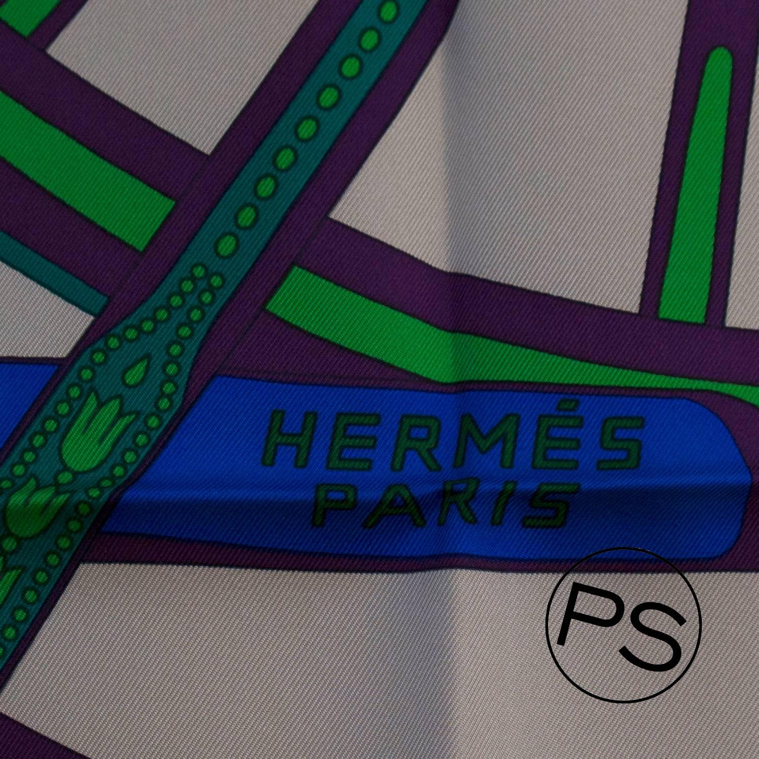 Hermes Carre 100% Silk Balade en Berline Grey, Green, Yellow 2015. In New Condition In Miami, FL