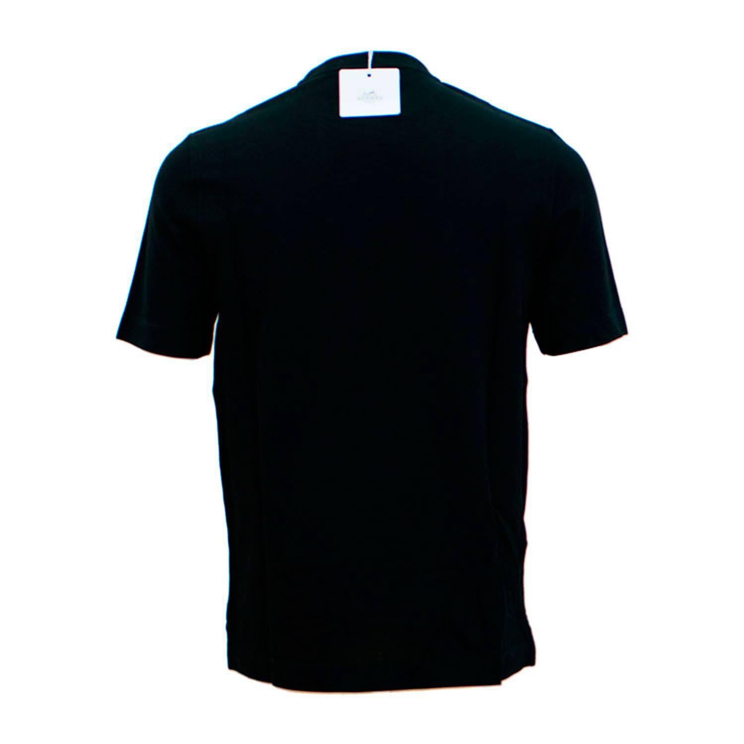 Hermes T-Shirt Ras du Cou Pique de Cotton Size M Color Noir 2016.

Pre-owned and never used.

Bought it in hermes store in 2016.

Size; M.

Composition: Cotton.

Color; Black.

Model; Ras du Cou Pique de Cotton.

Details: 
- Original