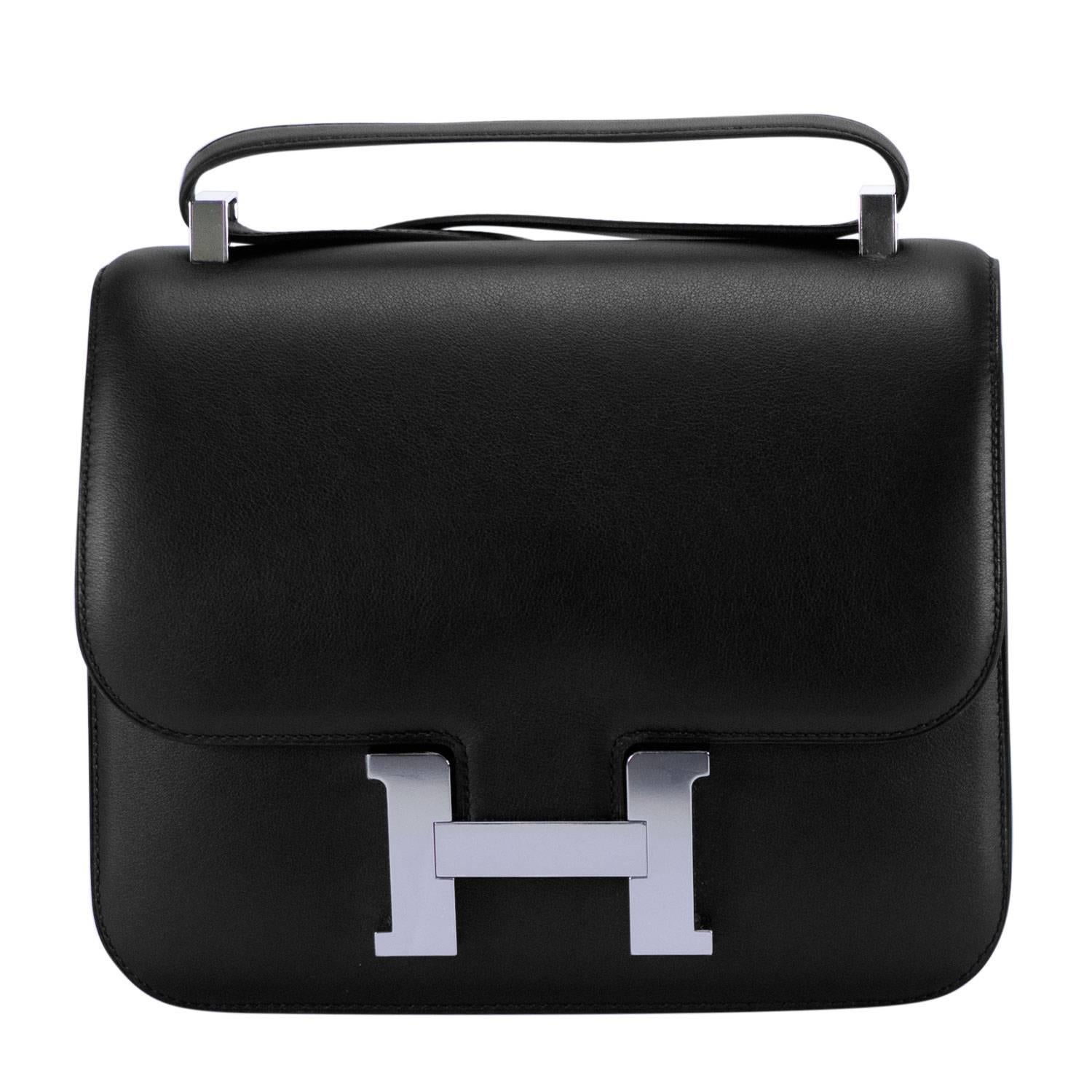 Hermes Bag Constance III 24 cm Swift Leather 89 Black Color Palladium Hardware 2016

Pre-owned and never used.

Bought it in Hermes store in 2016.

Composition: Swift Leather.

Model: Constance III.

Size: 24 cm / 9.44 inch.

Color: 89