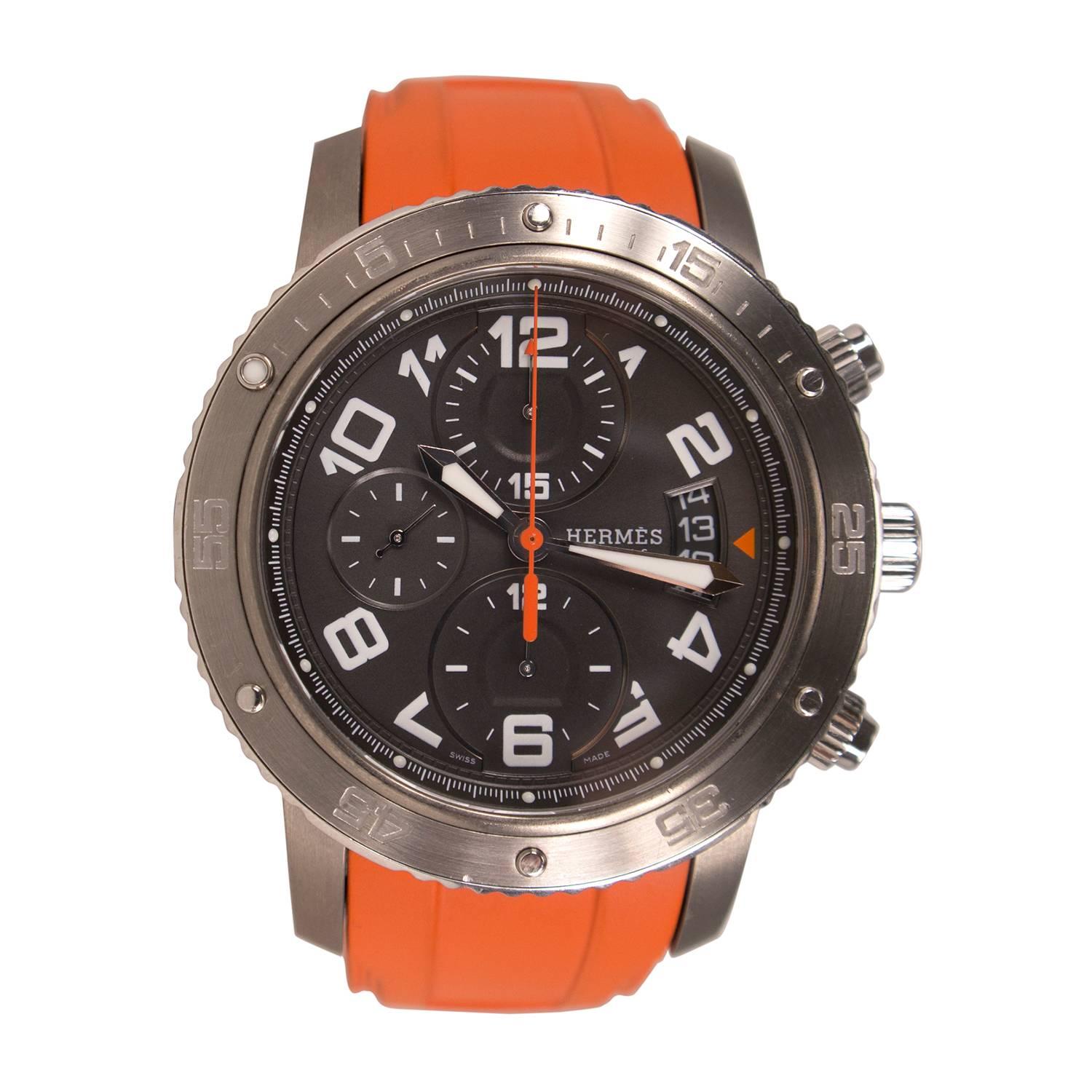 Hermes Clipper Chronographe Watch Rubber Strap Orange, Black, Brown 2012.

Pre-owned and used.

Bought it in Hermes store in 2012.

The price of t Clipper Watch Boutique Hermes is $ 7,400.00

Size: Very large model.

Case: Body and case back in