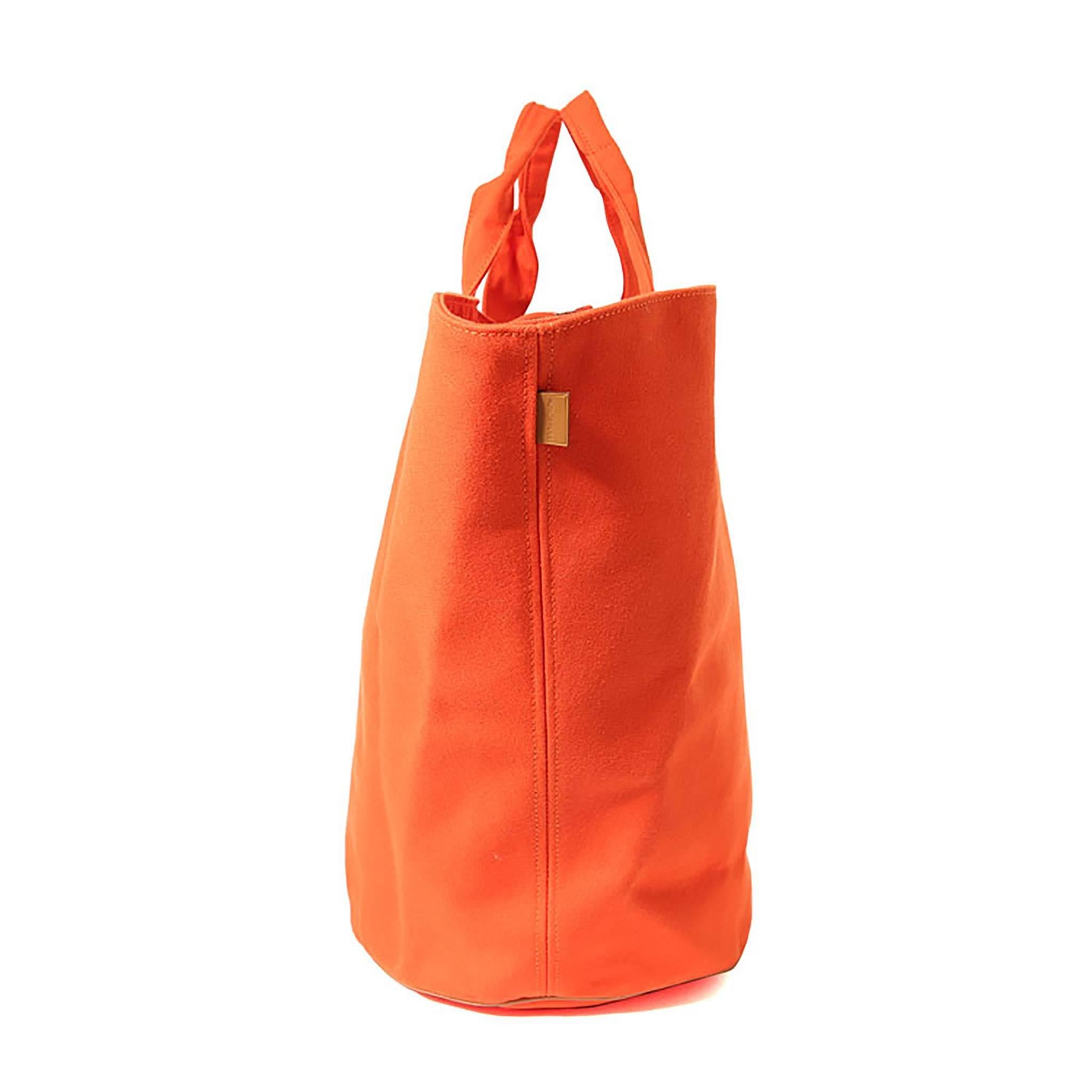 Hermes Canvas Shopping Bag Orange In New Condition In Miami, FL