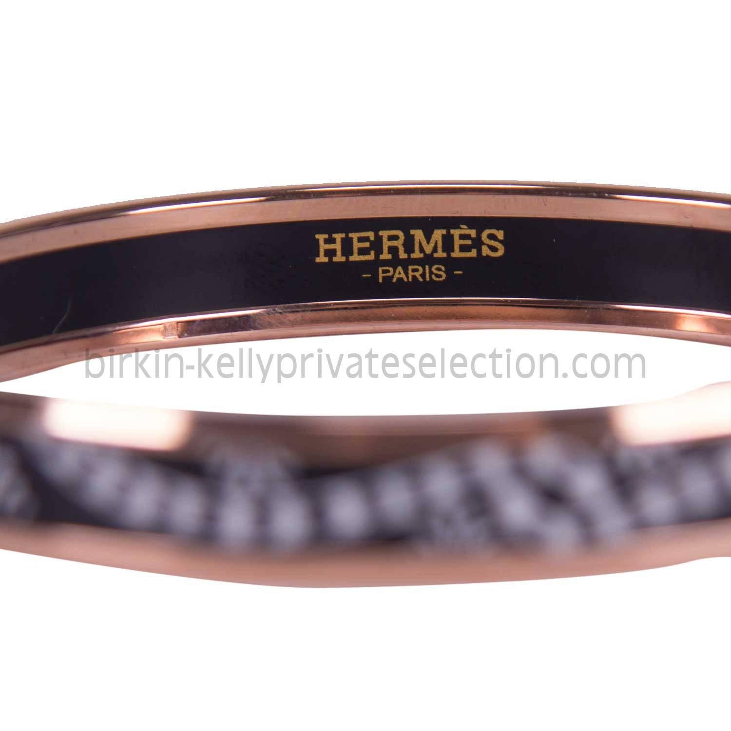 HERMES BRACELET FIN LES LEOPARDS EMAIL PLAQUE OR ROSE Positive Negative 2015.

Pre-owned and never used.

Bought it in Hermes store in 2015.

Size; S.

Color; Noir, Or rose

Model; LES LEOPARDS EMAIL PLAQUE.

-Original