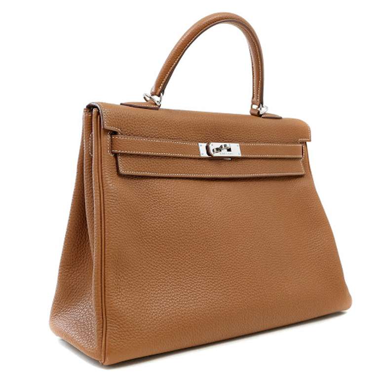 Hermes Gold Togo Kelly 35 cm In Excellent Condition In Malibu, CA
