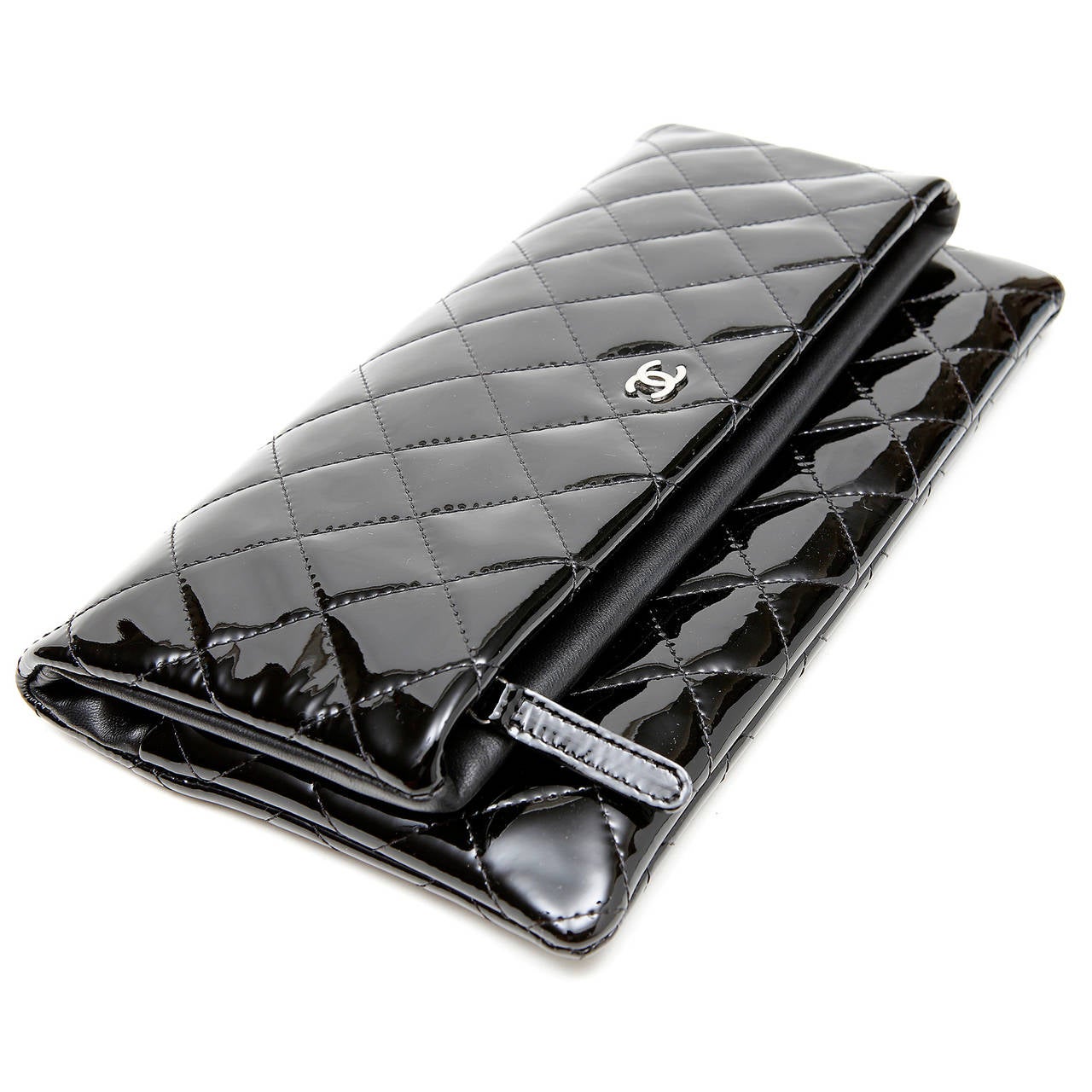 Chanel Black Quilted Patent Leather Clutch In New Condition In Malibu, CA