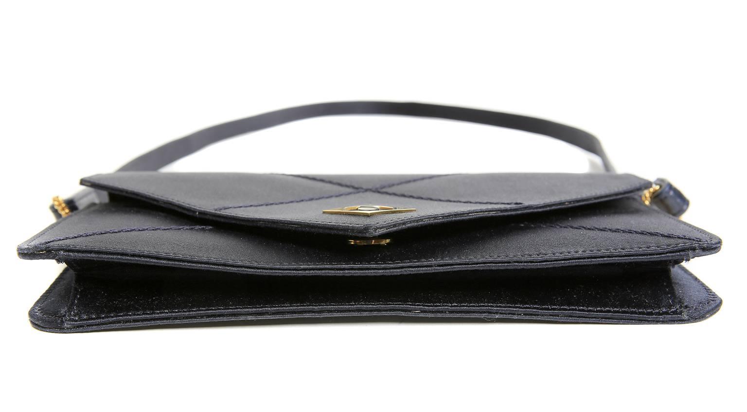  Hermès Navy Blue Satin Evening Bag In Excellent Condition For Sale In Malibu, CA