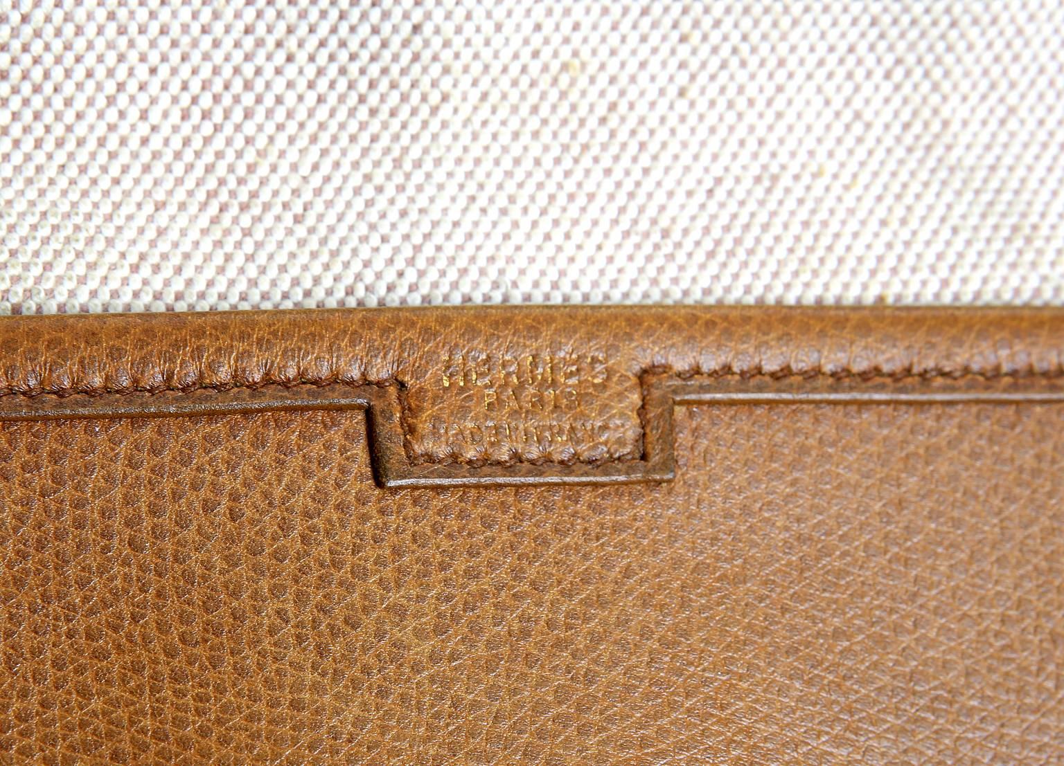 Hermès Vintage Gold Leather Jumbo Jige Clutch For Sale 2