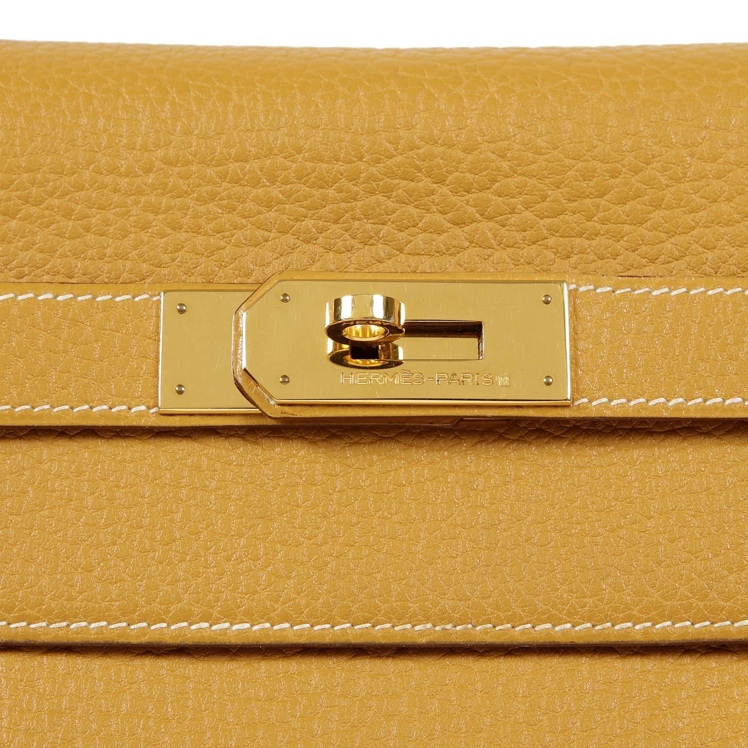 Hermès Cumin Togo Leather 40 cm Kelly with Gold Hardware 1