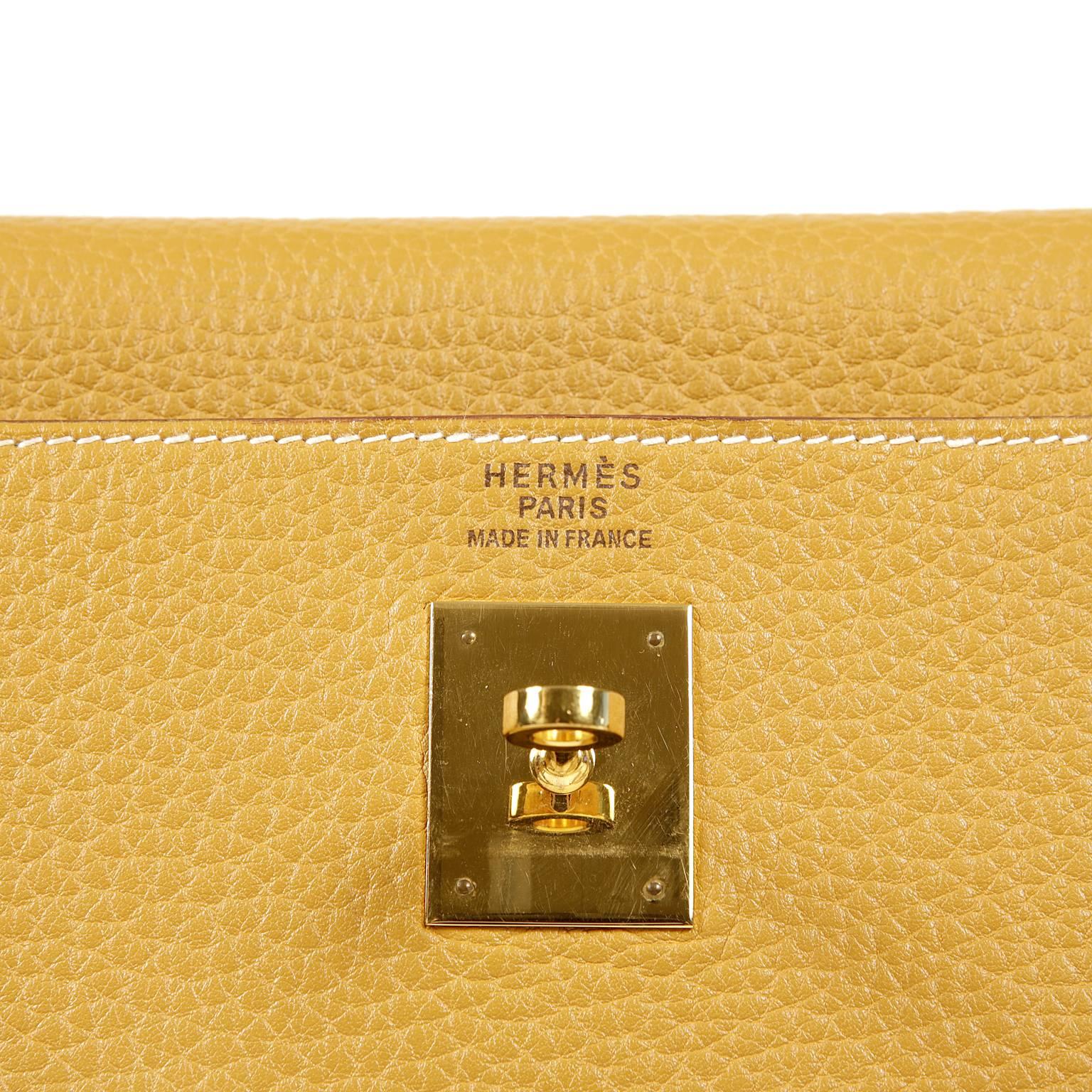 Women's Hermès Cumin Togo Leather 40 cm Kelly with Gold Hardware