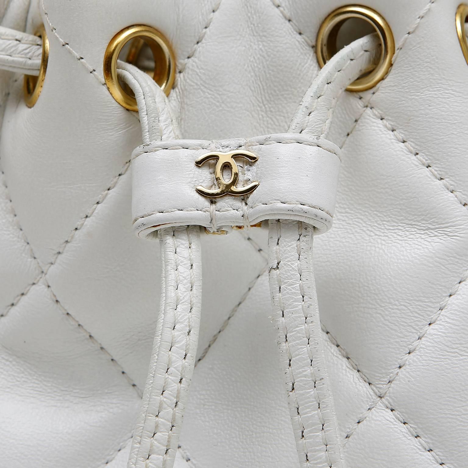 Chanel White Quilted Lambskin Bucket Bag 1