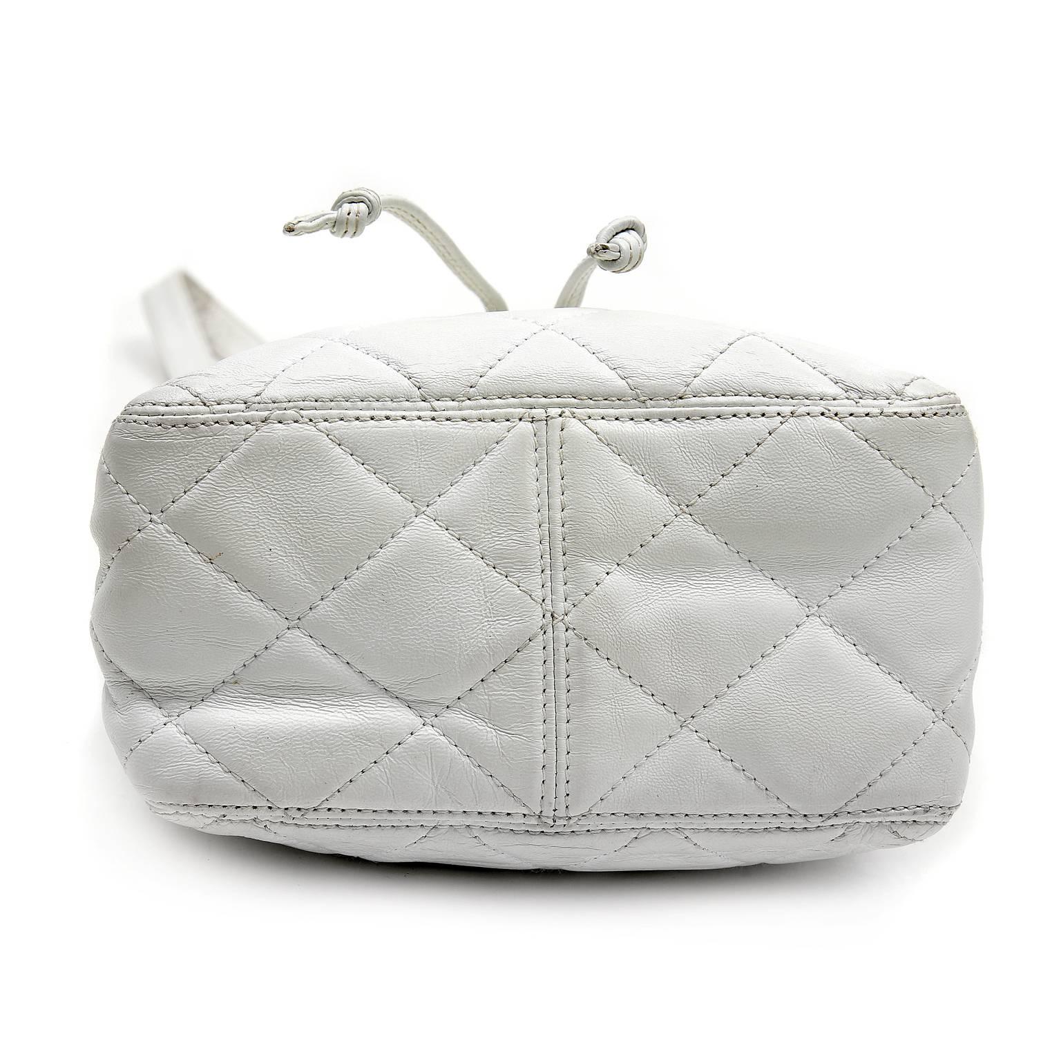 Gray Chanel White Quilted Lambskin Bucket Bag