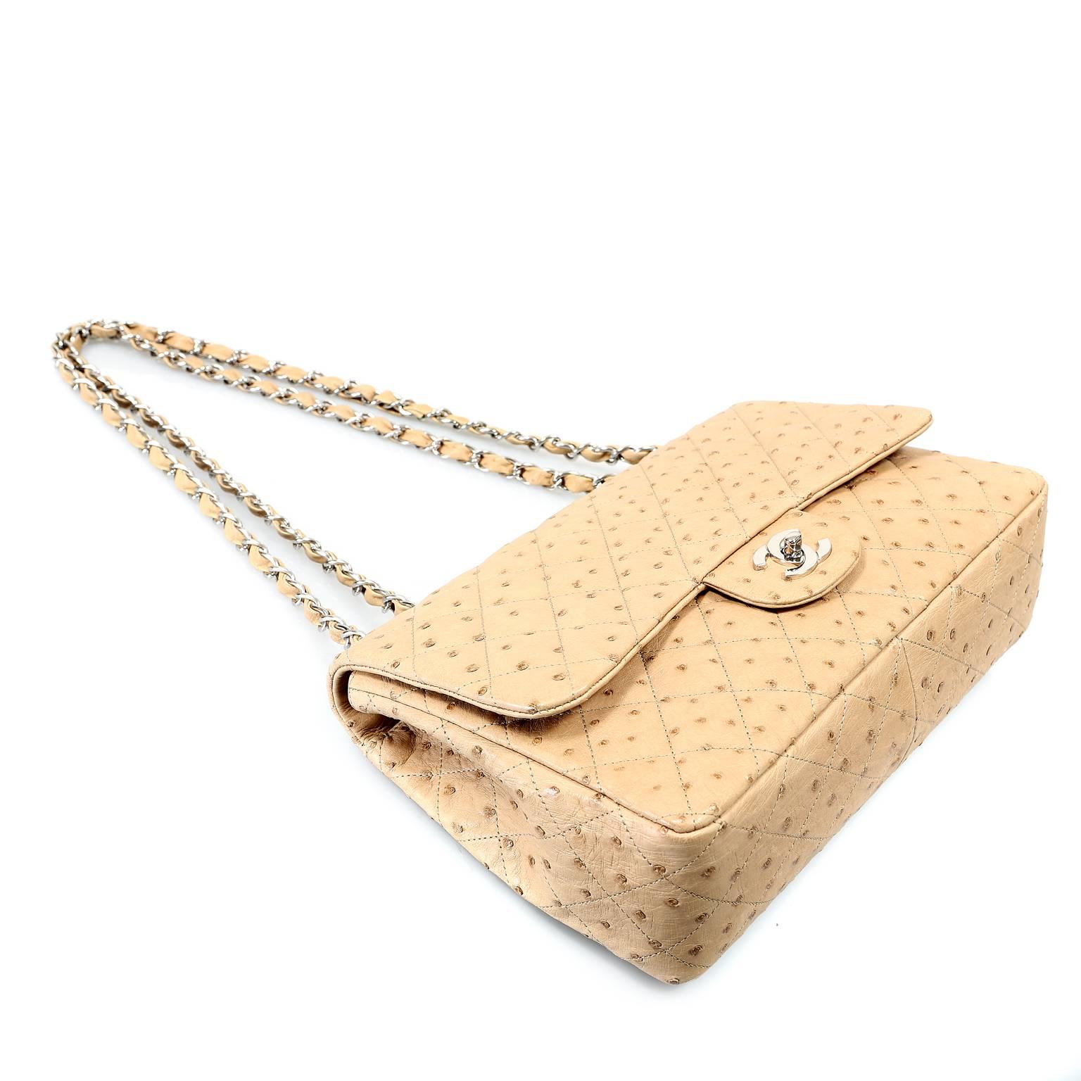 Chanel Ostrich Beige Jumbo classic Flap Bag In New Condition In Malibu, CA