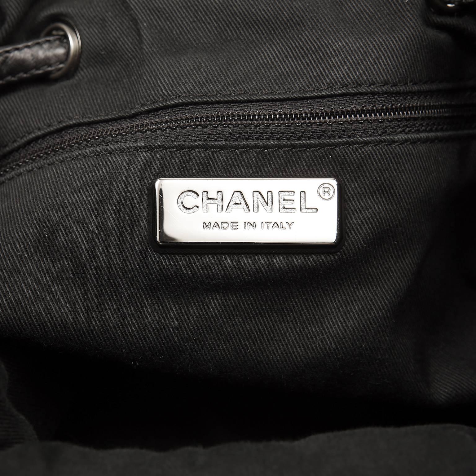 Chanel Black Calf Hair and Leather Drawstring Bucket Bag 4