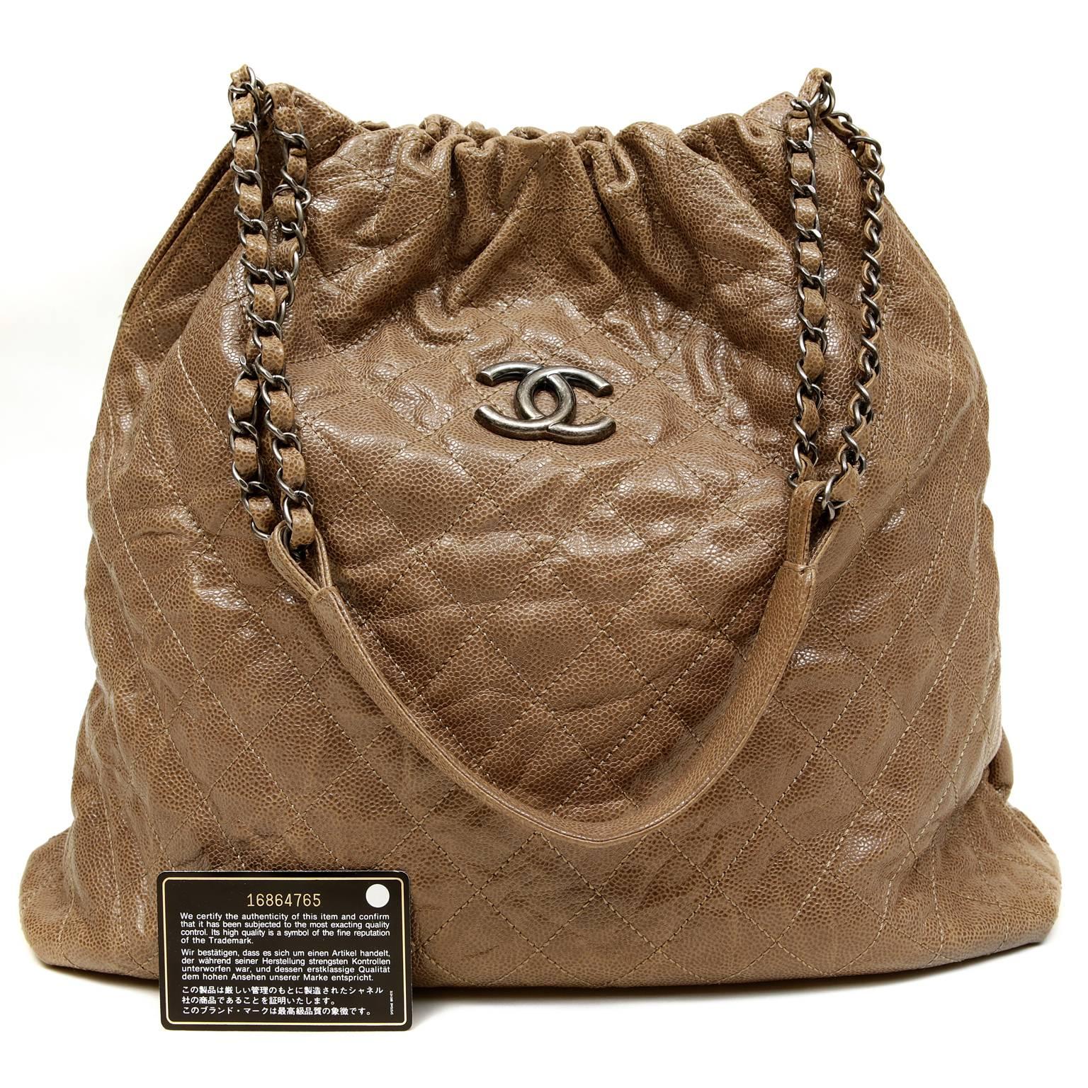 Chanel Light Brown Taupe Caviar Leather Large Hobo Shopper 6